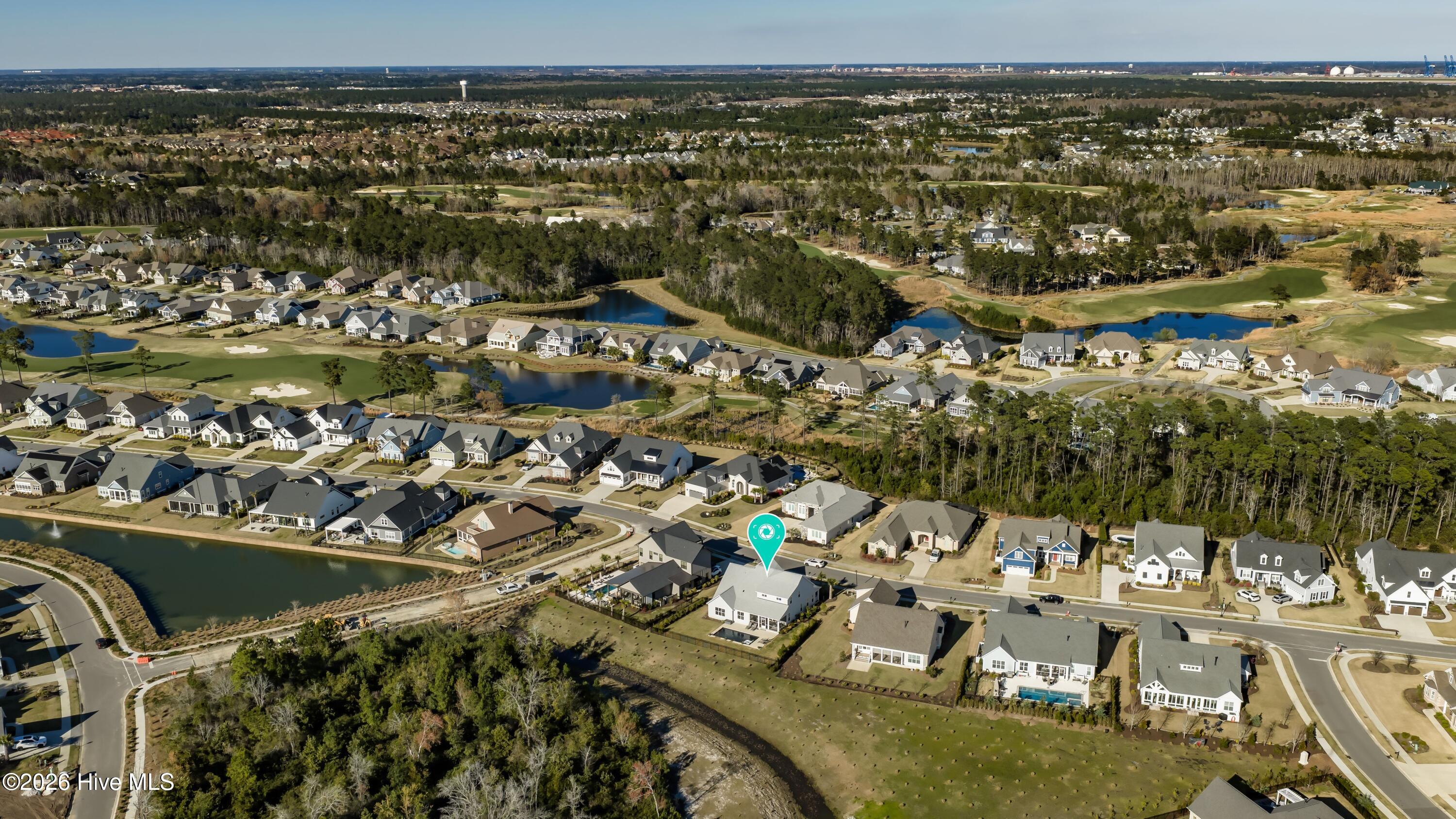 100566298 | Photo 66