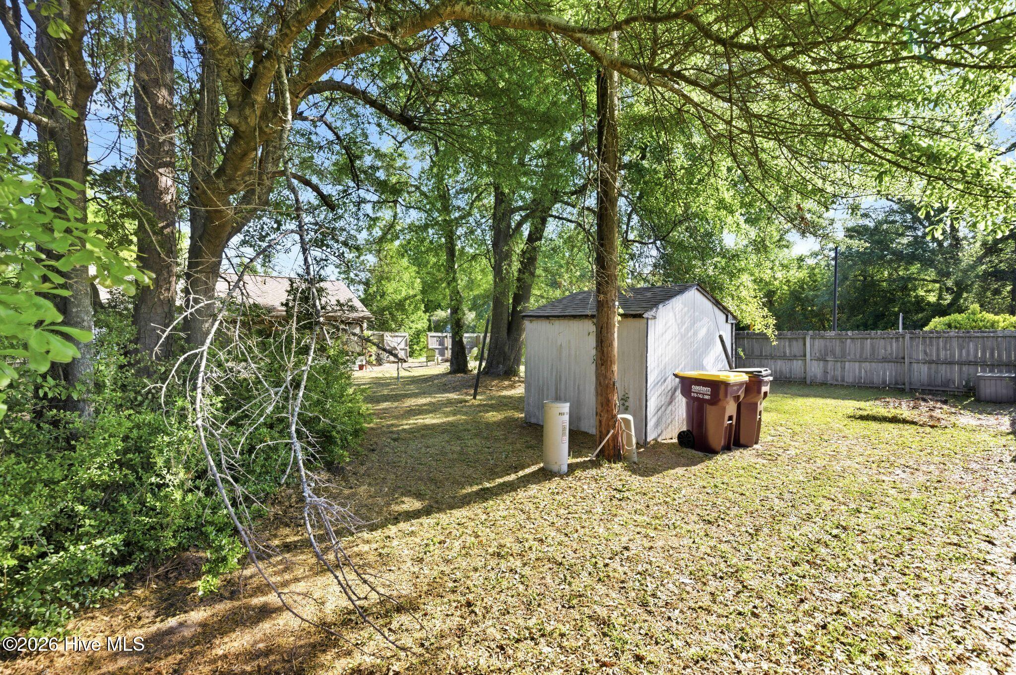 100567246 | Photo 44