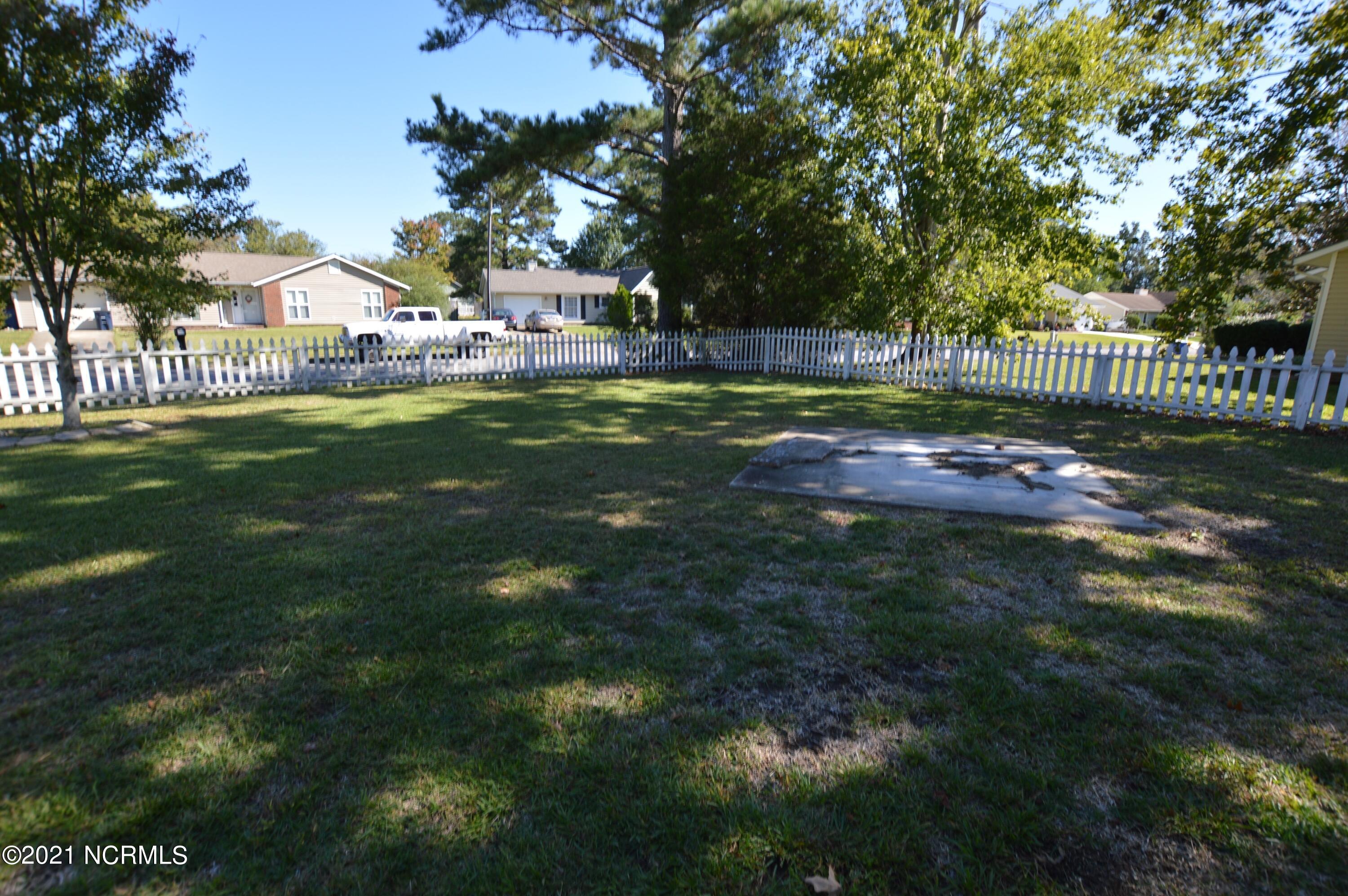 100562914 | Photo 28