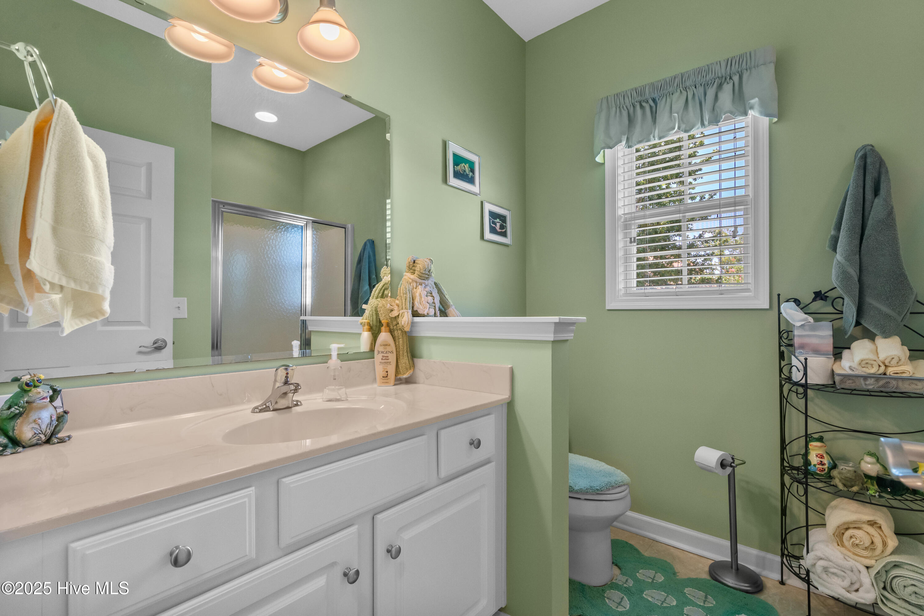 100517494 | Photo 23