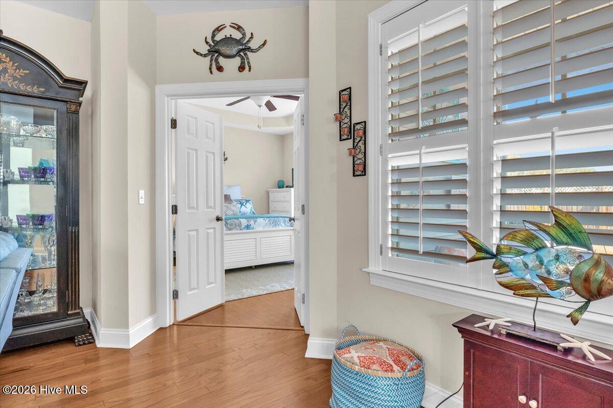 100549972 | Photo 27