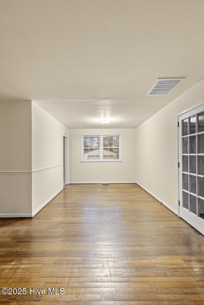 100526161 | Photo 31