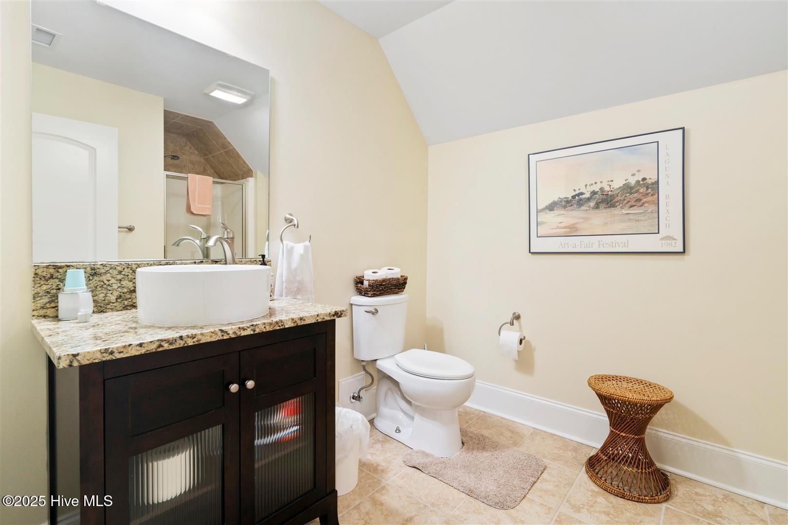 100518615 | Photo 69