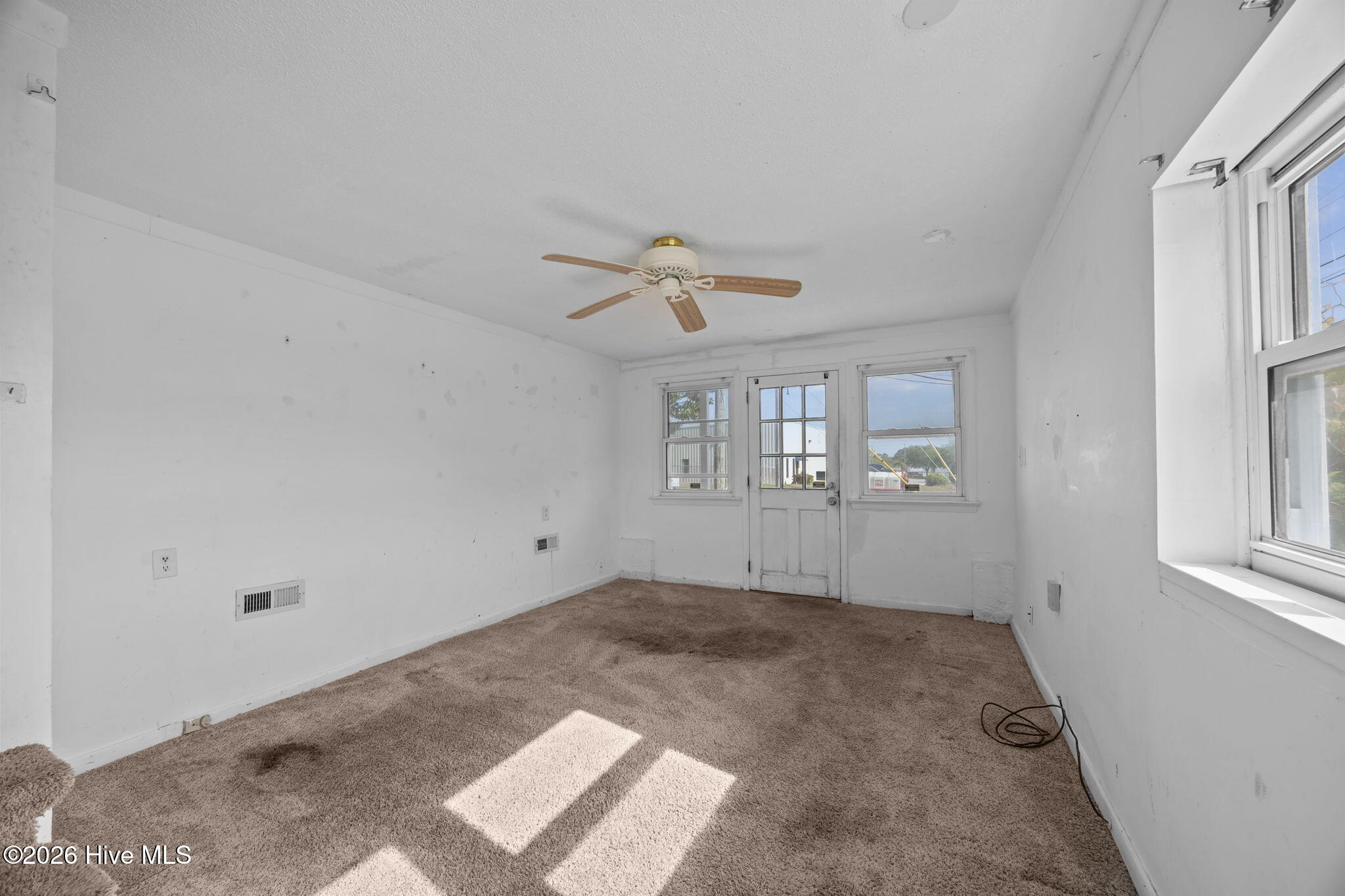 2501 Avery Street,Morehead City