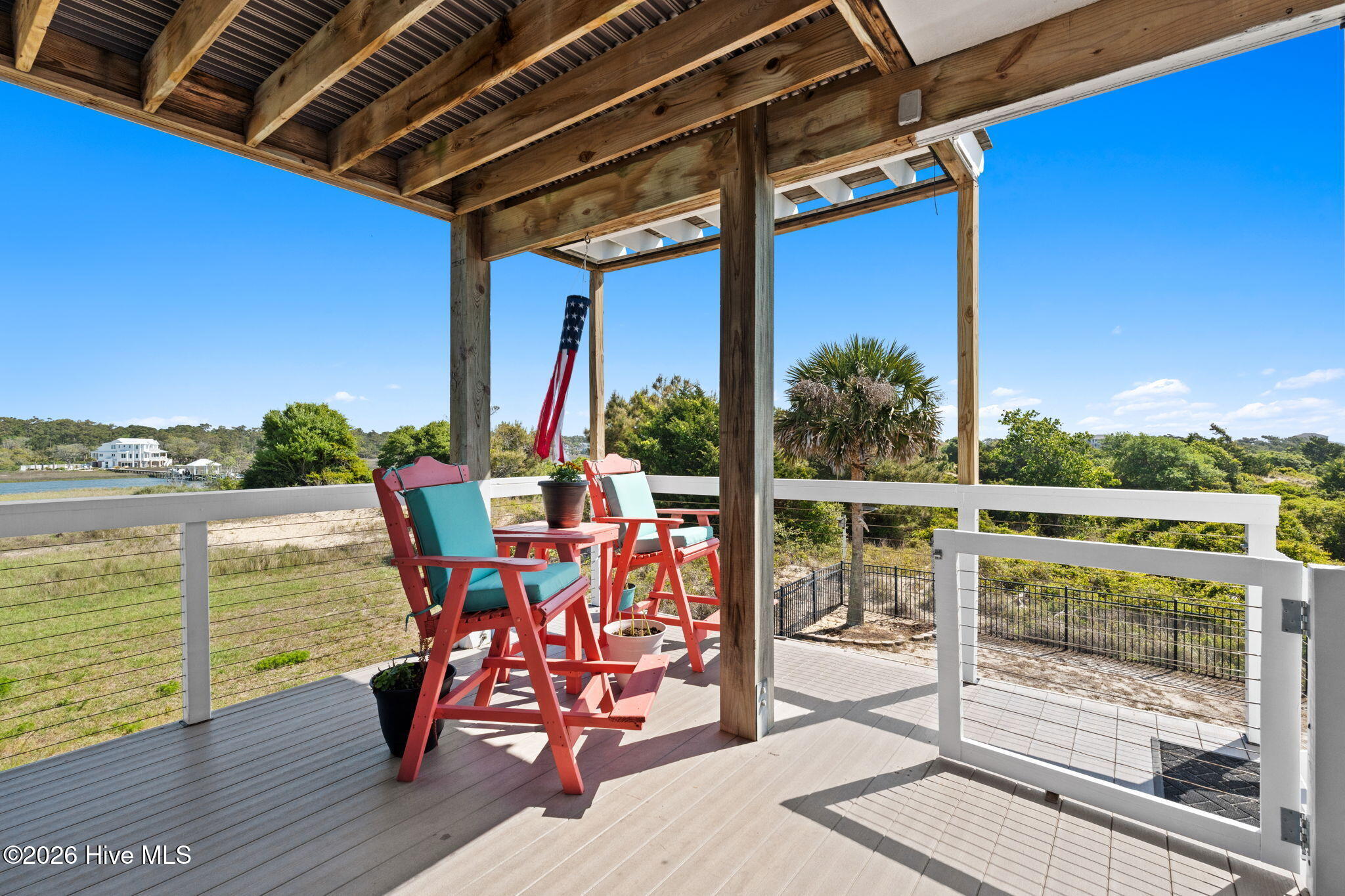 100561673 | Photo 58