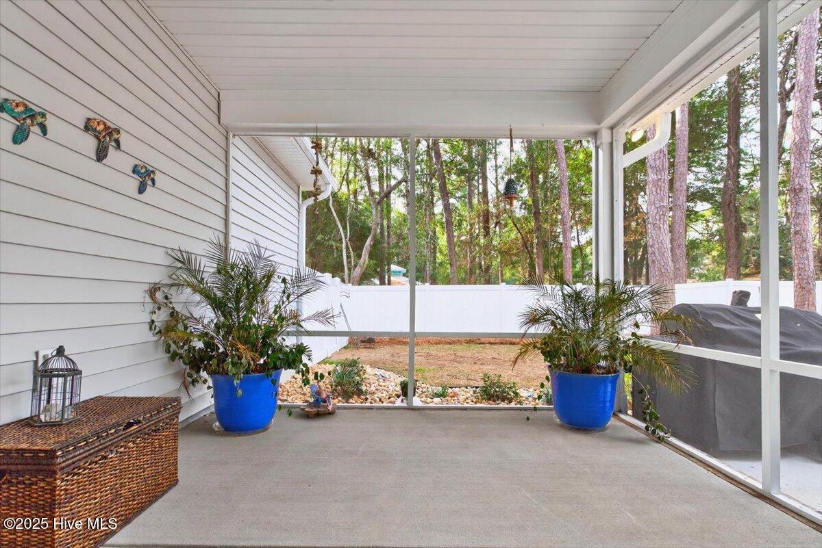 100546155 | Photo 46