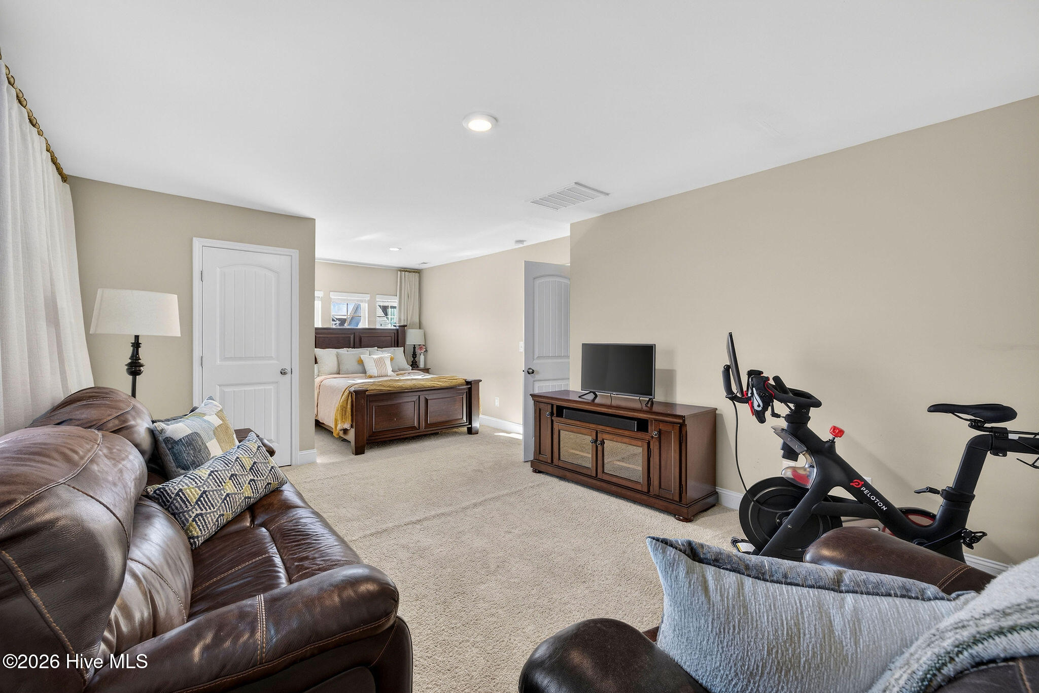 100552959 | Photo 34