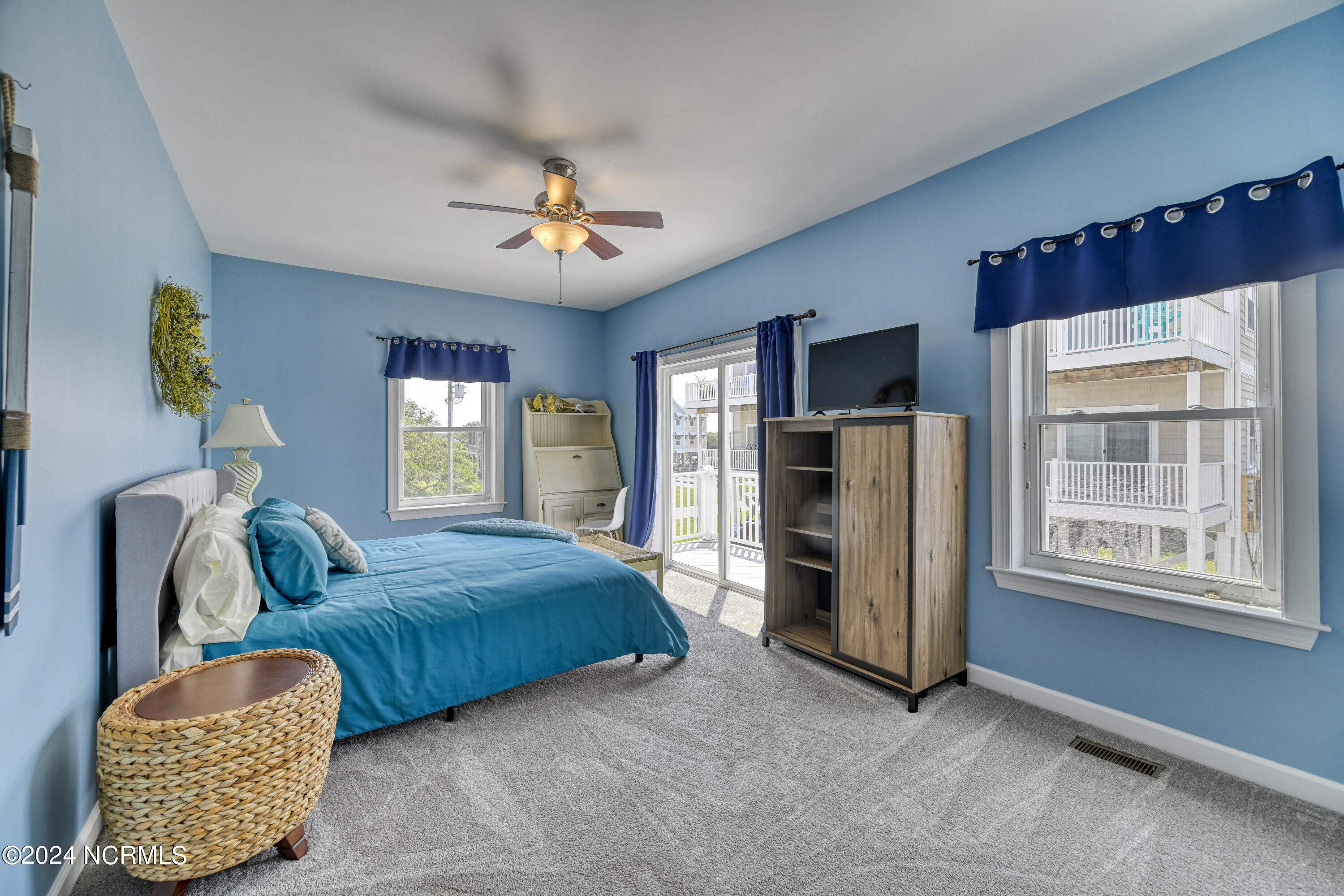 100500754 | Photo 38