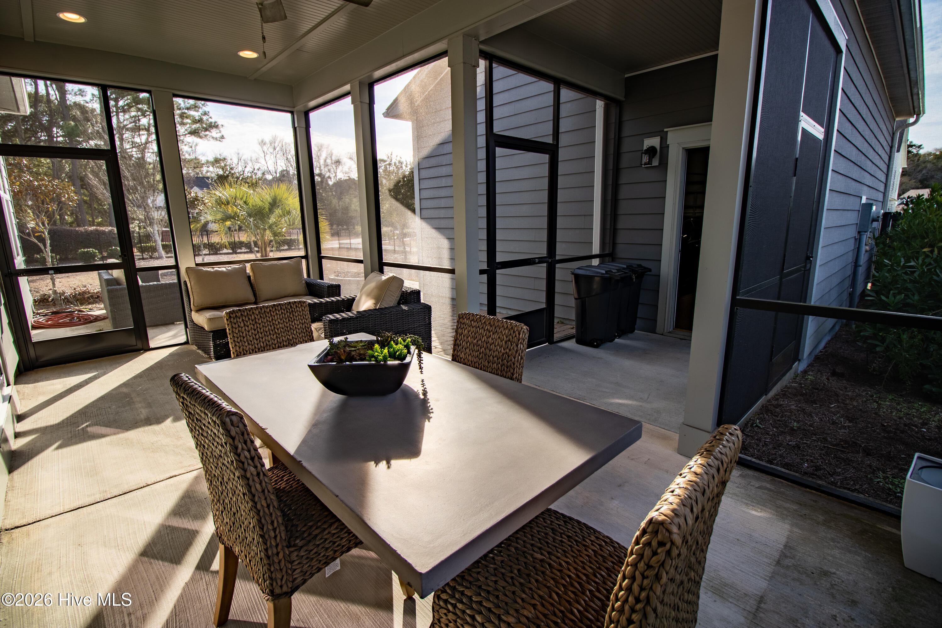 100552497 | Photo 44