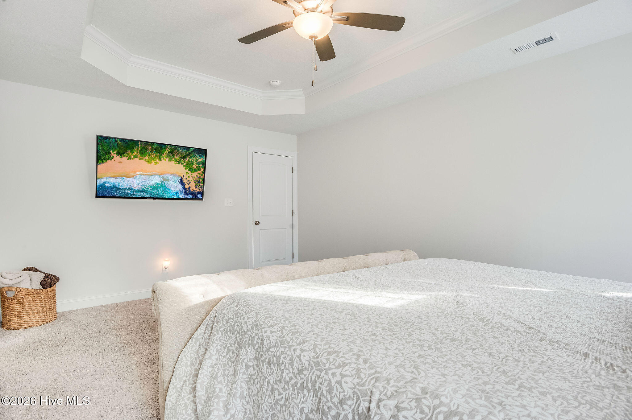 100568428 | Photo 25