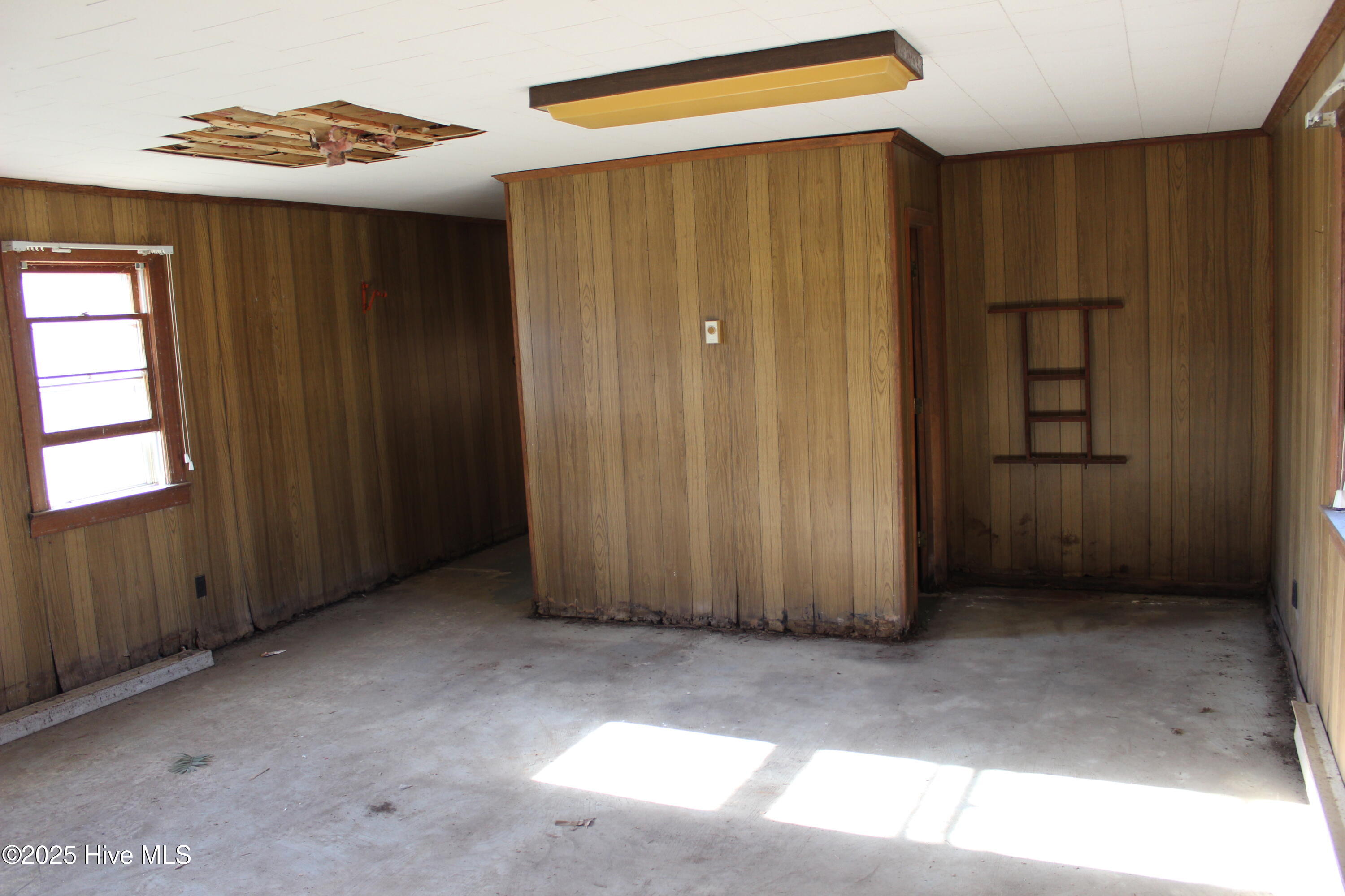 Homes for sale in Plymouth, NC | 2715 Us Hwy 64 W, Plymouth, NC 27962 | MLS# 100536122