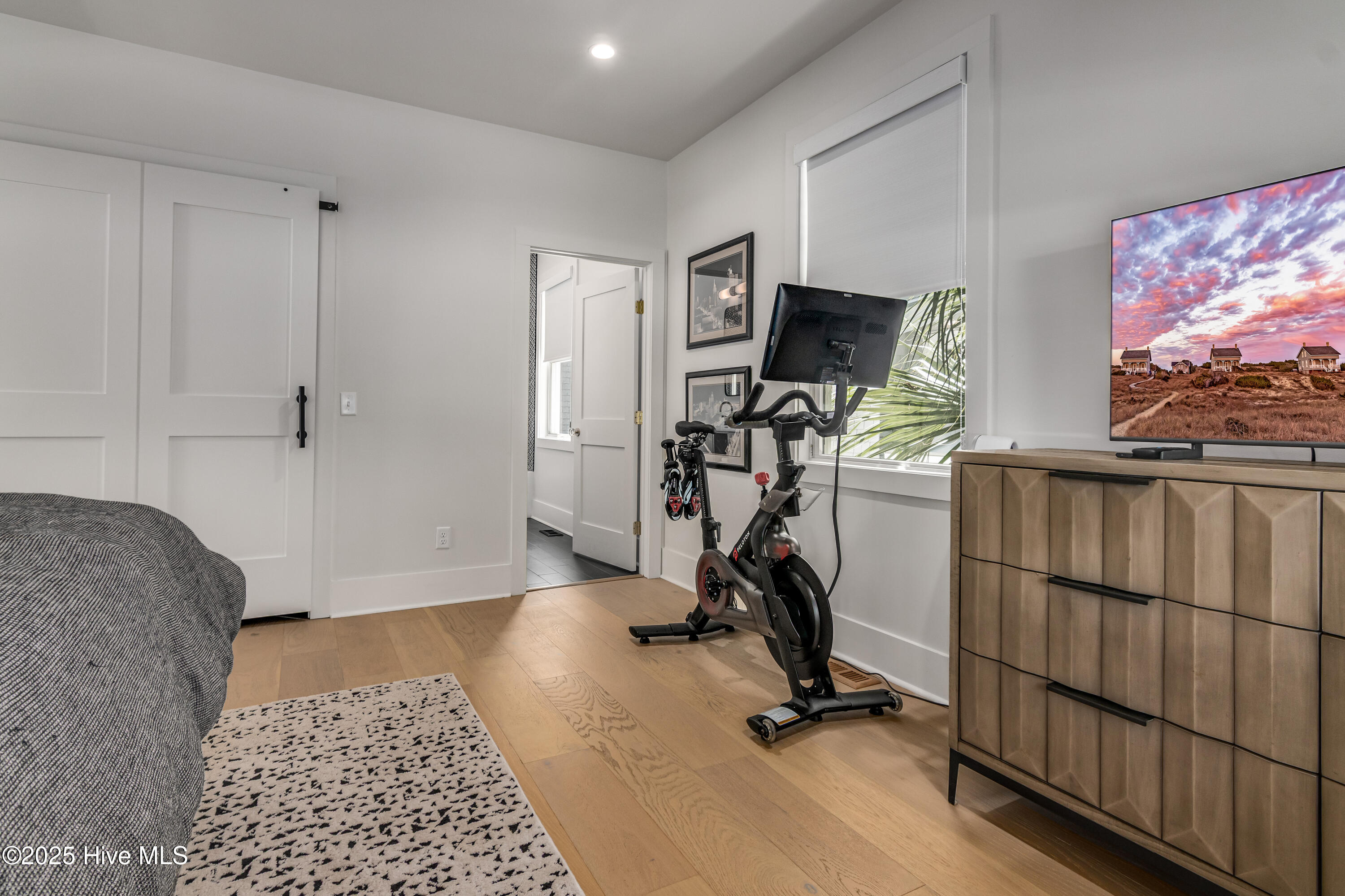 100521321 | Photo 34