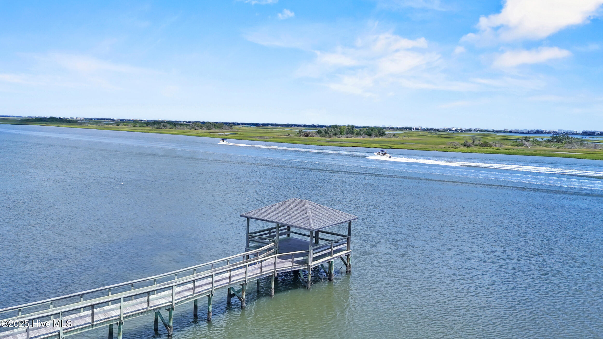 100519629 | Photo 87