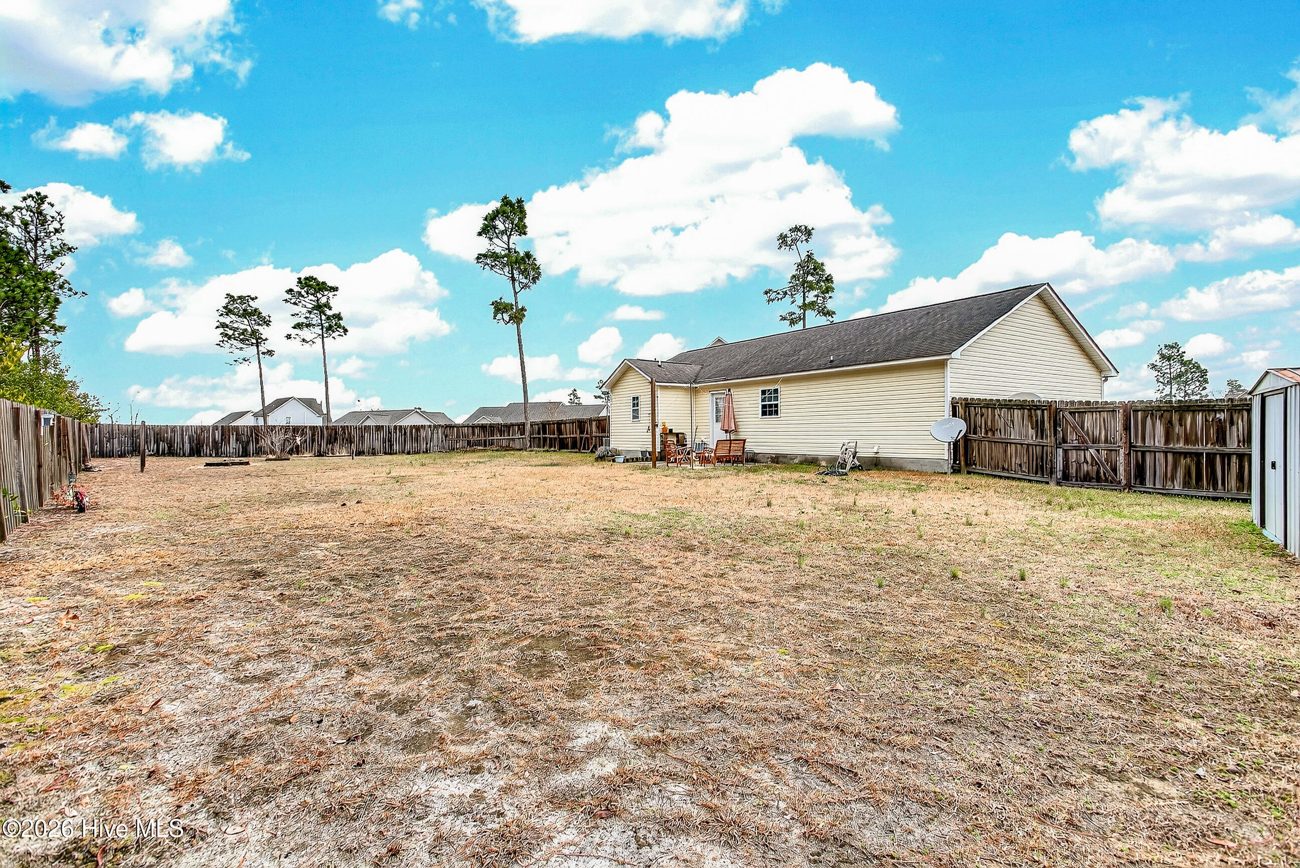 100559472 | Photo 25