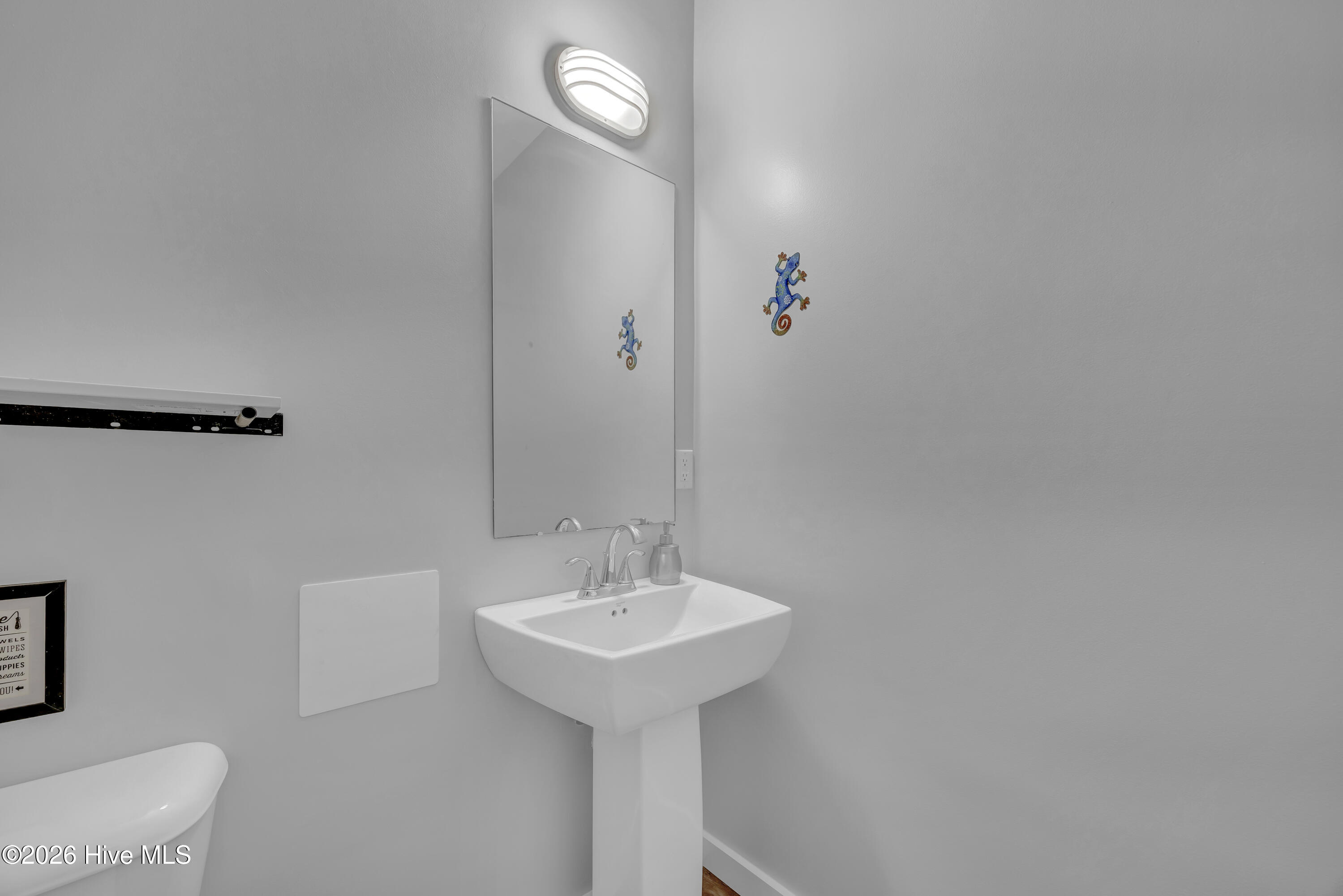 100565280 | Photo 83