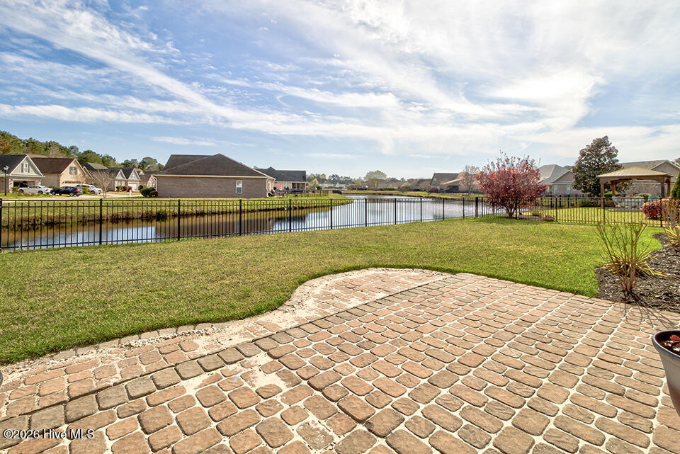 100562177 | Photo 19