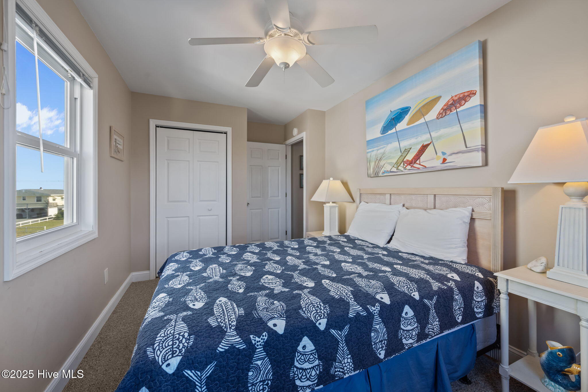 100538704 | Photo 47