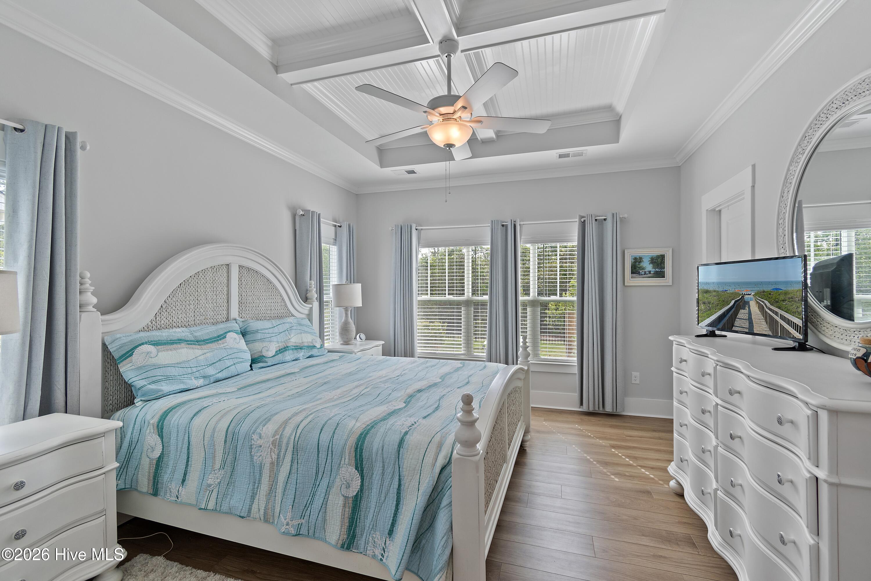 100566064 | Photo 20