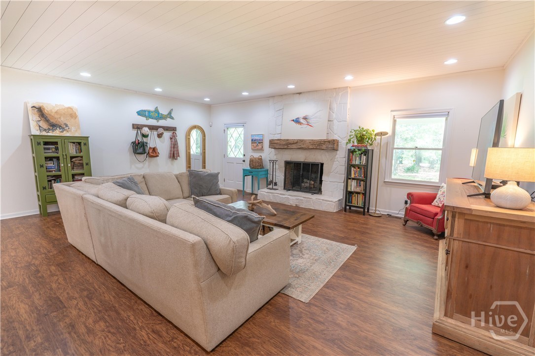 1370 Athens Road