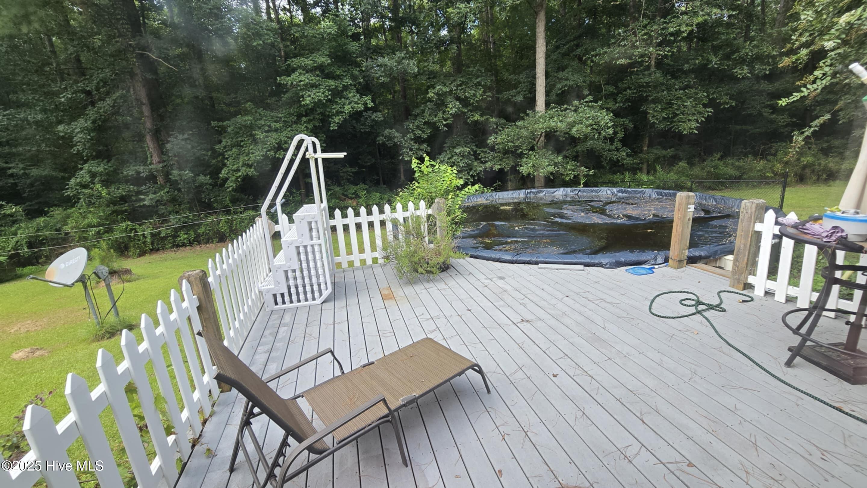 100522277 | Photo 55