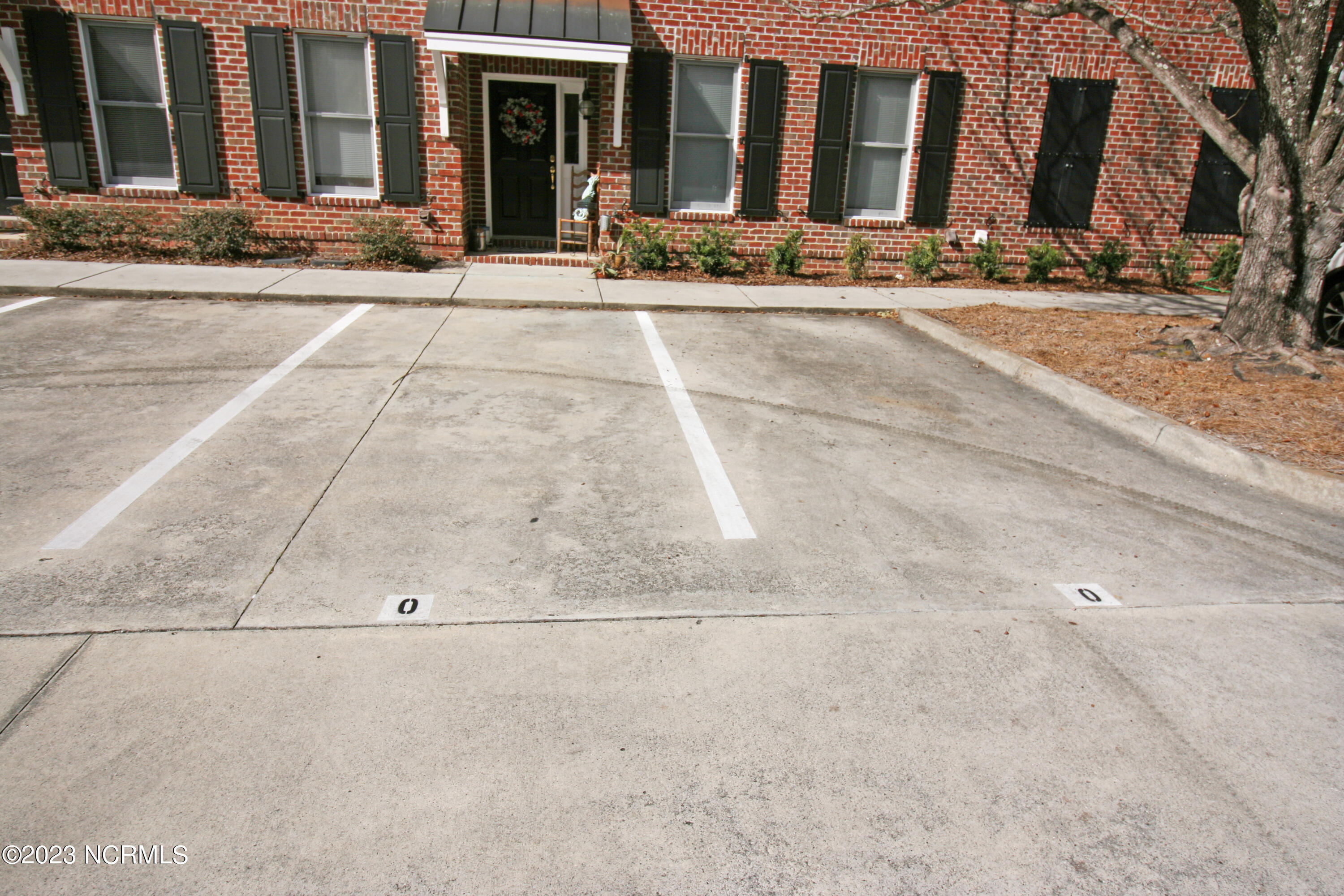 100523164 | Photo 20