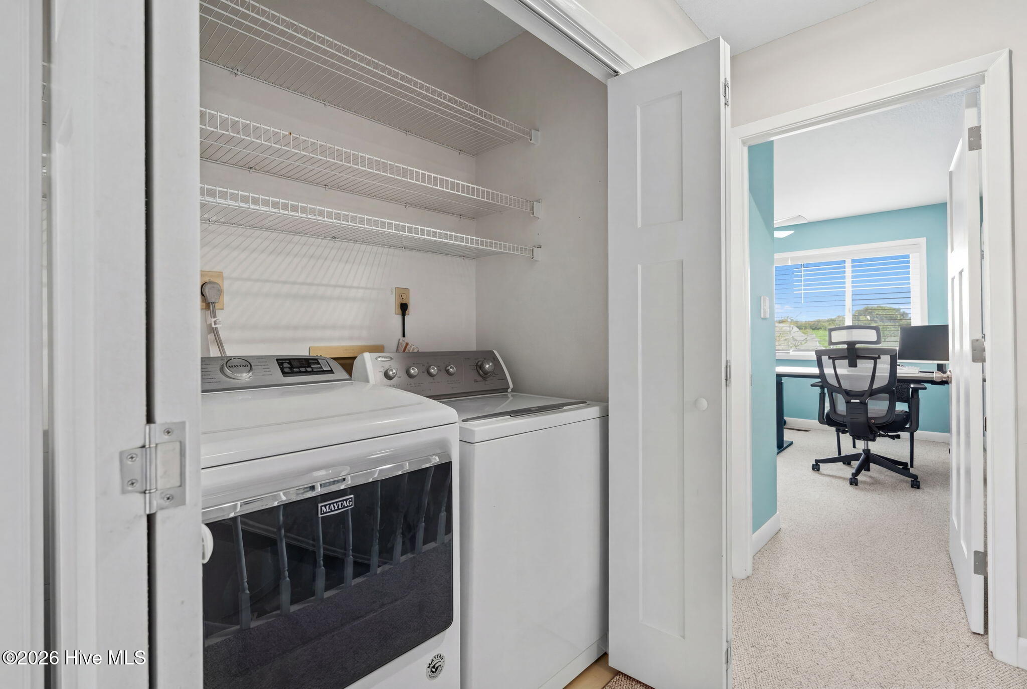 100565484 | Photo 12