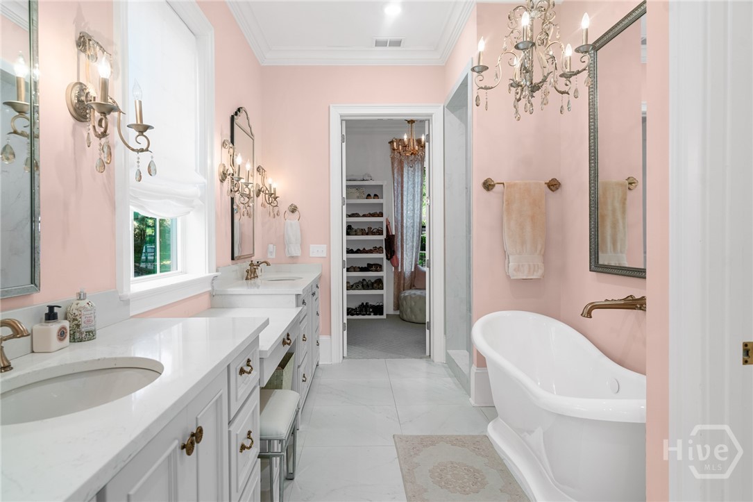 723 E Victory Drive, Savannah, GA, 31405