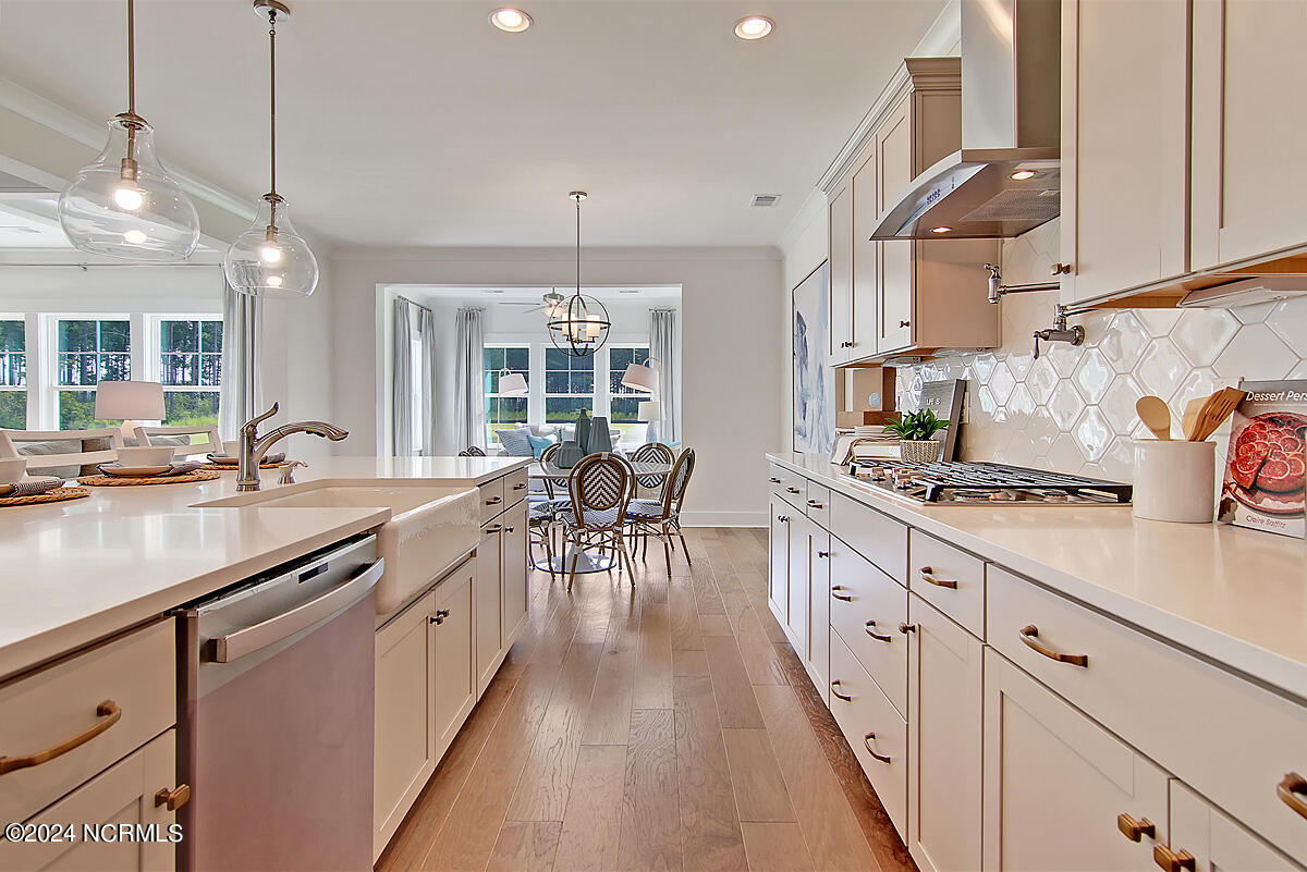 100567572 | Photo 10