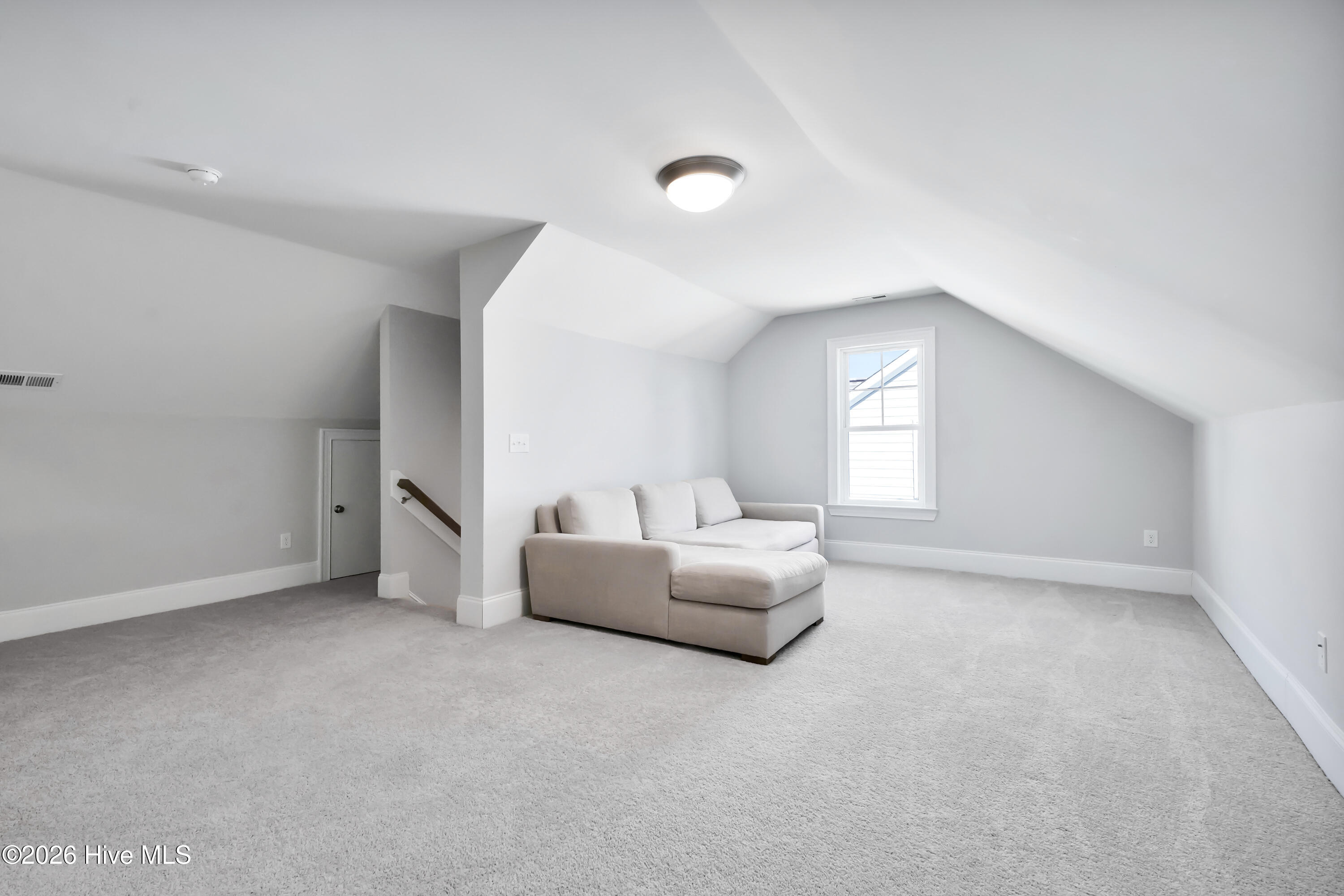 100551656 | Photo 28