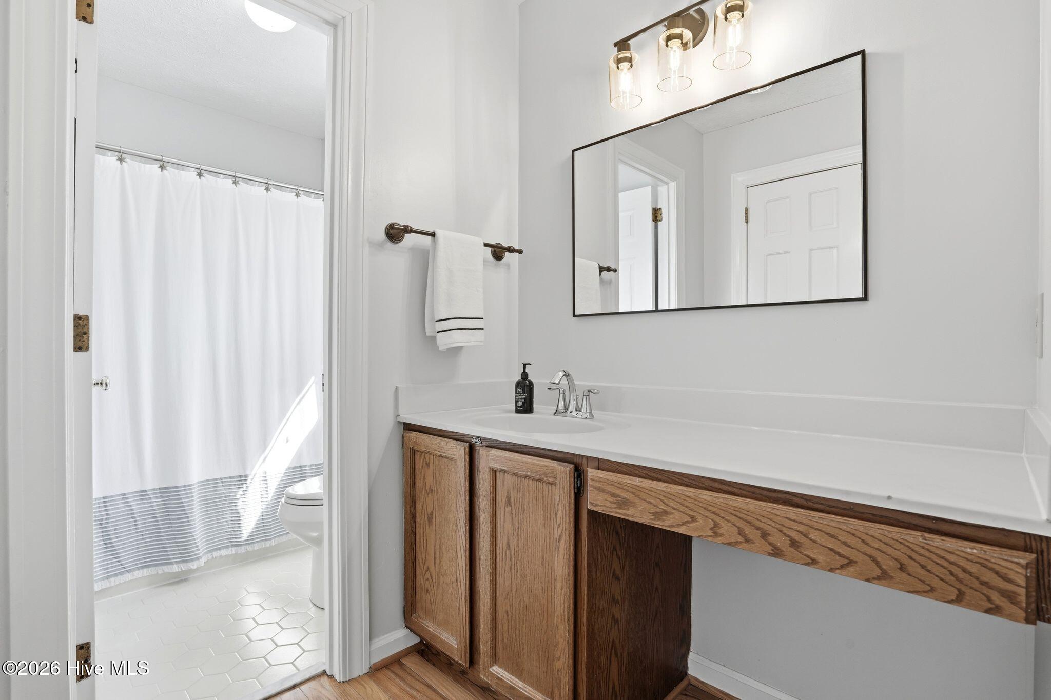 100556511 | Photo 37