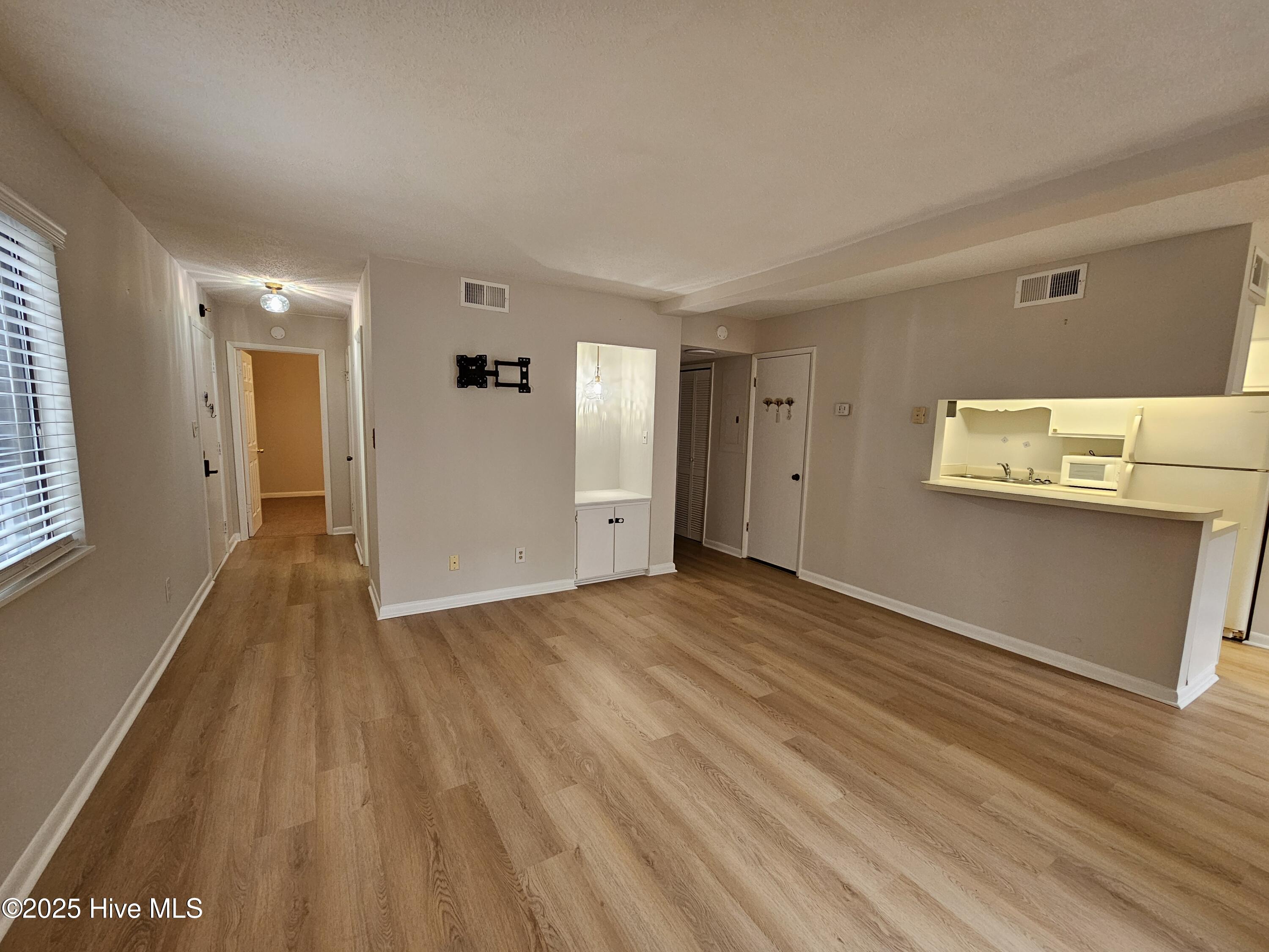 100540058 | Photo 10