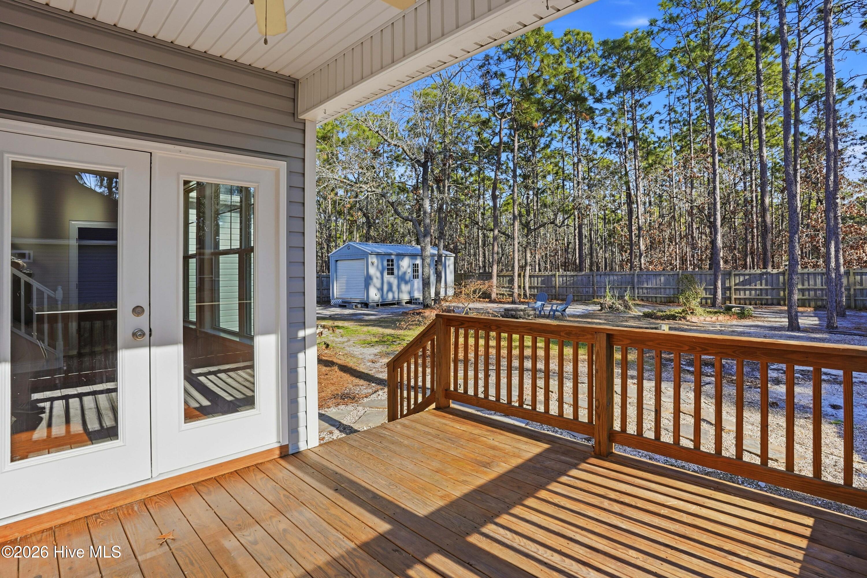 100552828 | Photo 46