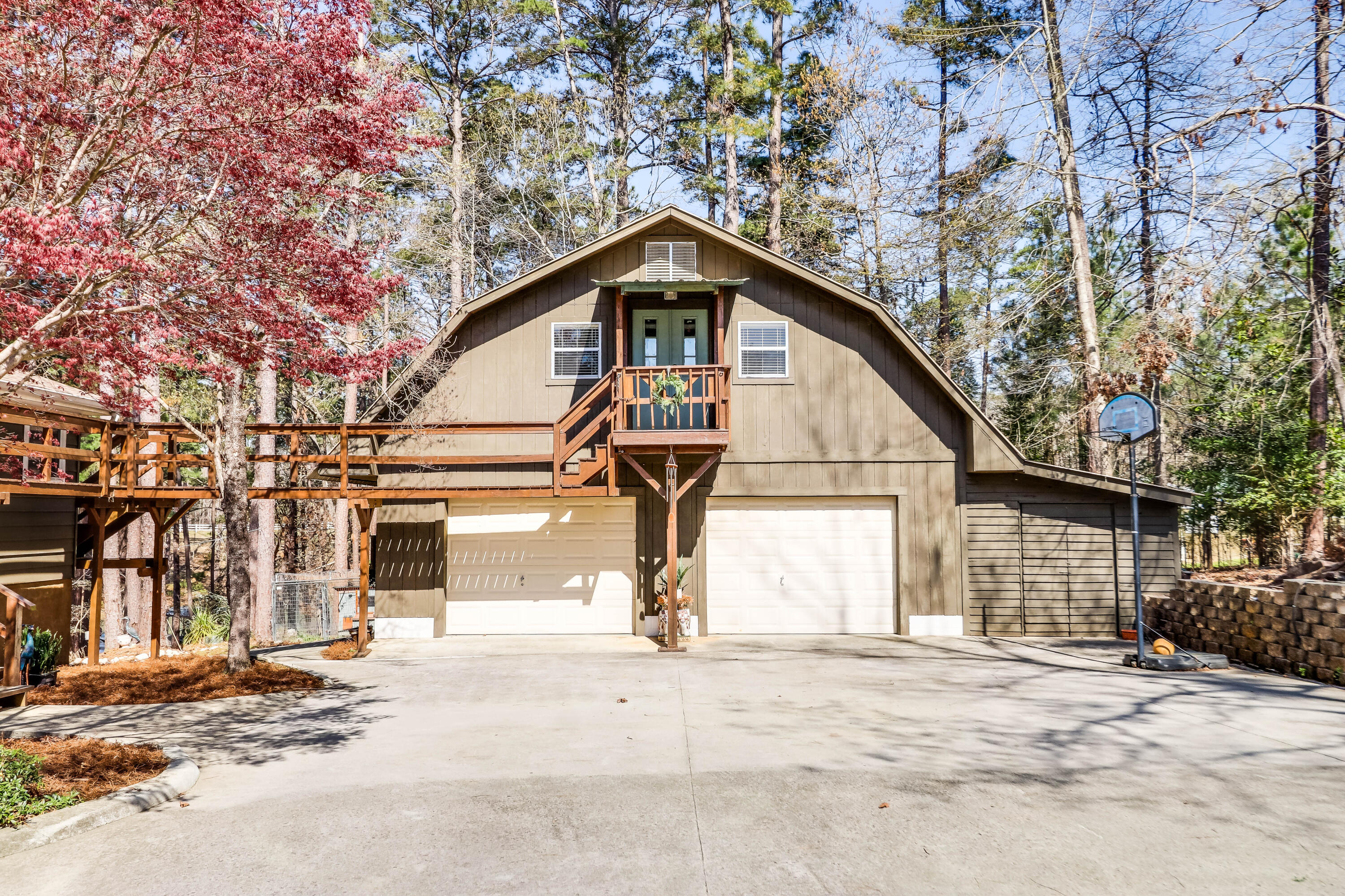 1061 Delaware Dr-39