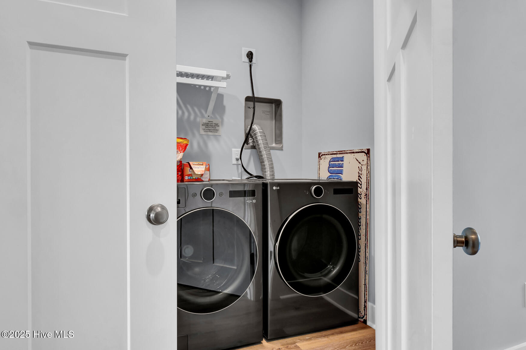 100544154 | Photo 38