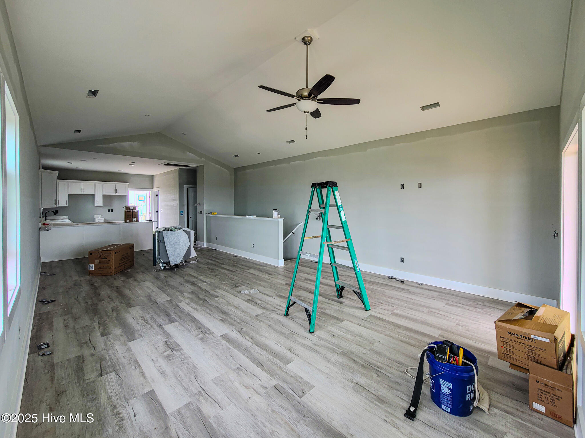 Homes for sale in Surf City, NC | 721 N New River Dr, Surf City, NC 28445 | MLS# 100500384