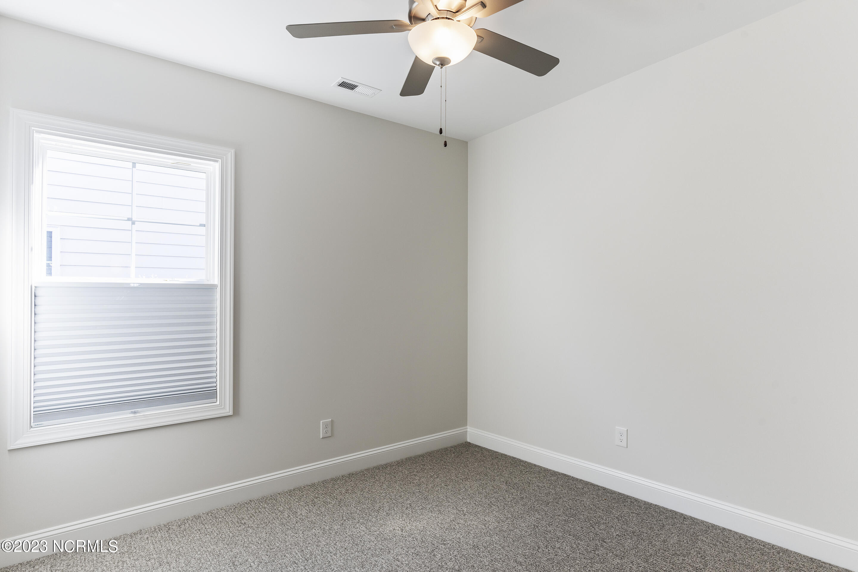 100547954 | Photo 24