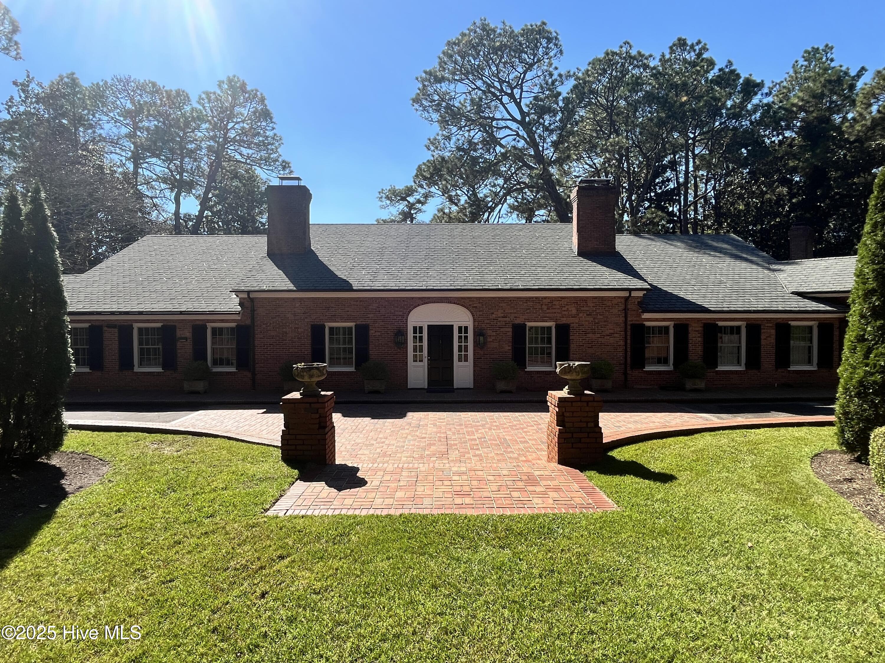 Homes for sale in Pinehurst, NC | 4 Augusta Way, Pinehurst, NC 28374 | MLS# 100499239