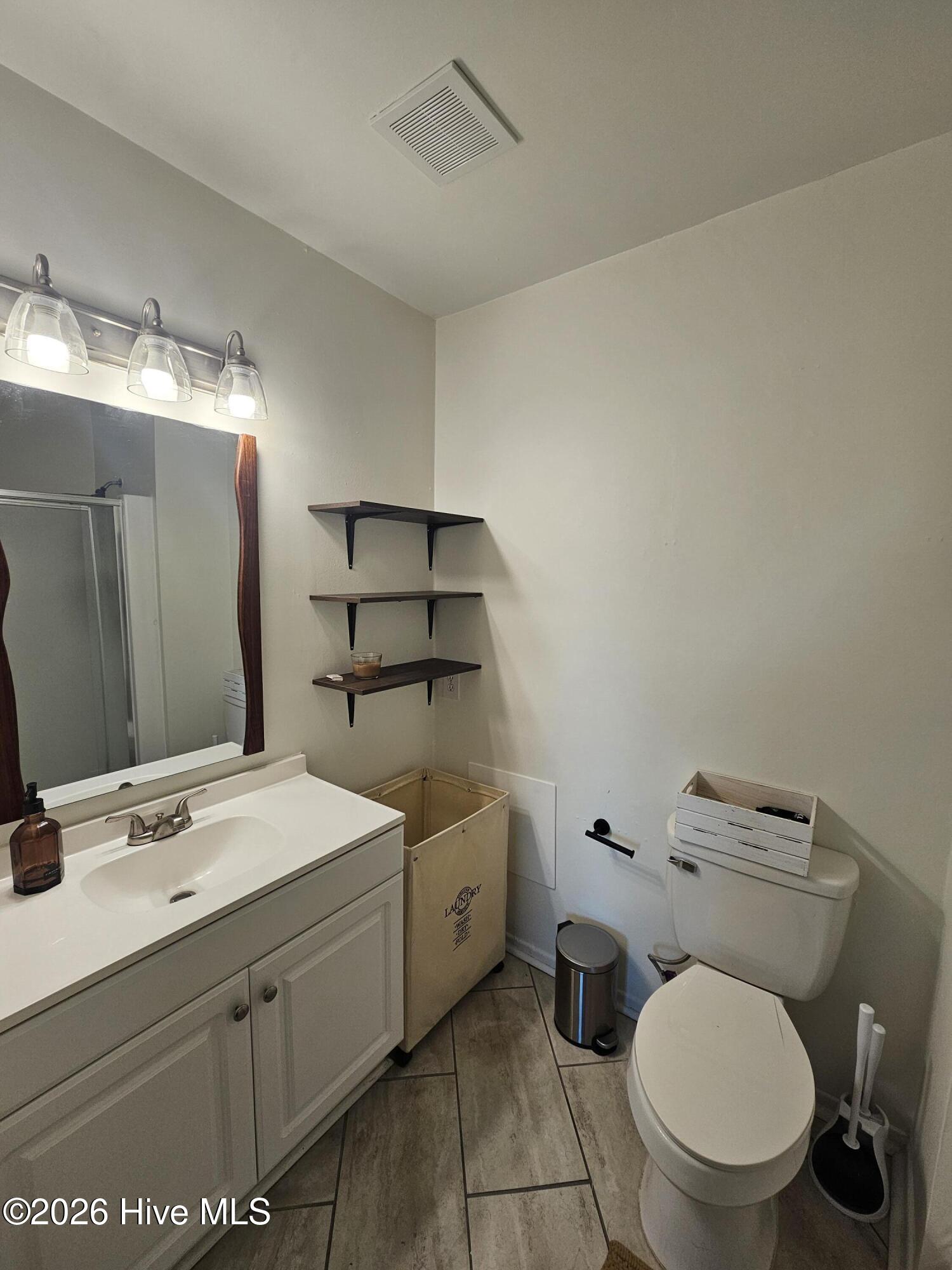 100559274 | Photo 12