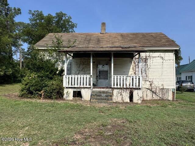 Exterior photo of 105 2nd Street, Laurinburg, NC 28352. MLS: 100586849
