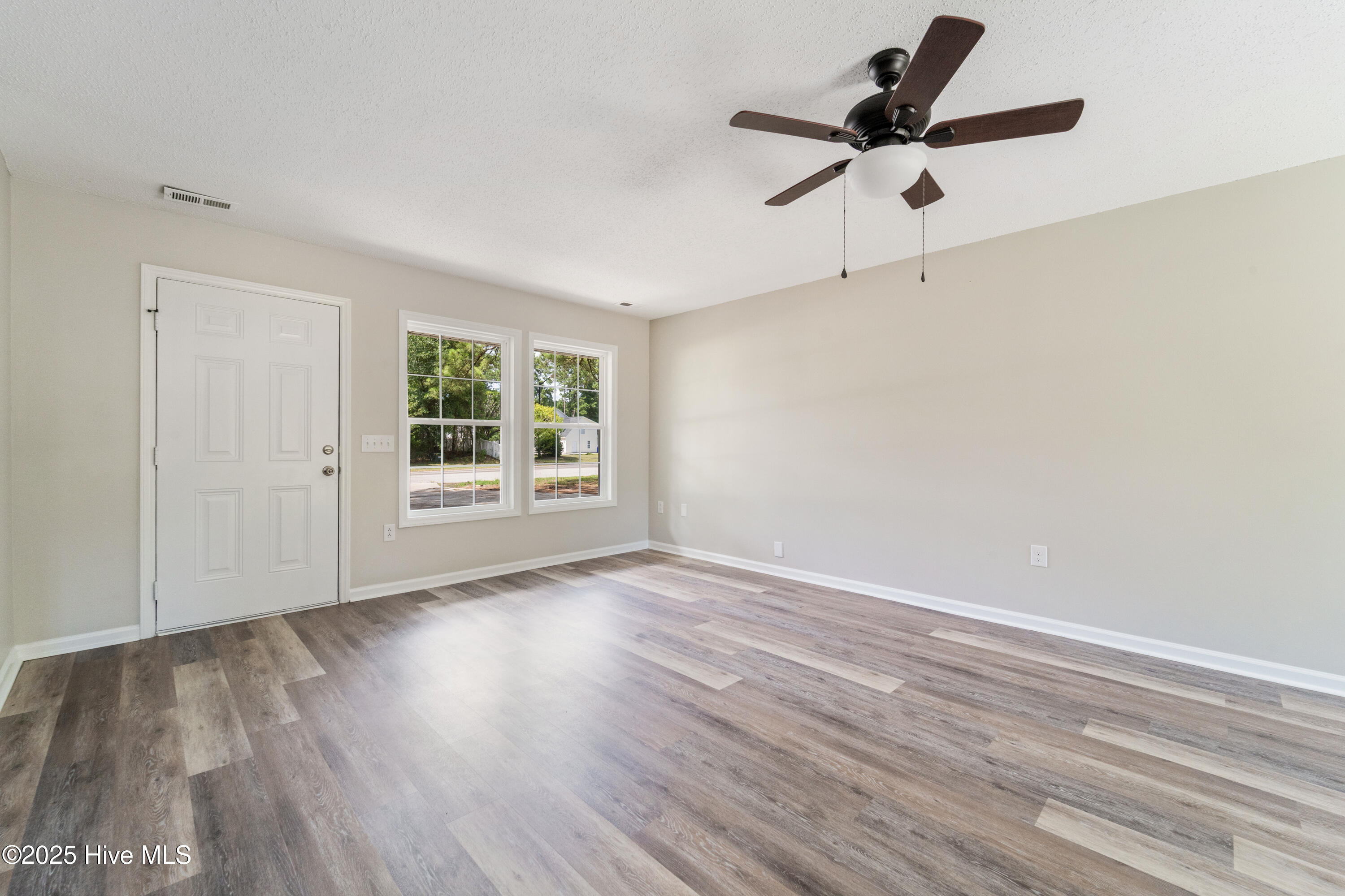 4351 Owendon Drive, Shallotte, NC 28470 – photo 4: DSC08398