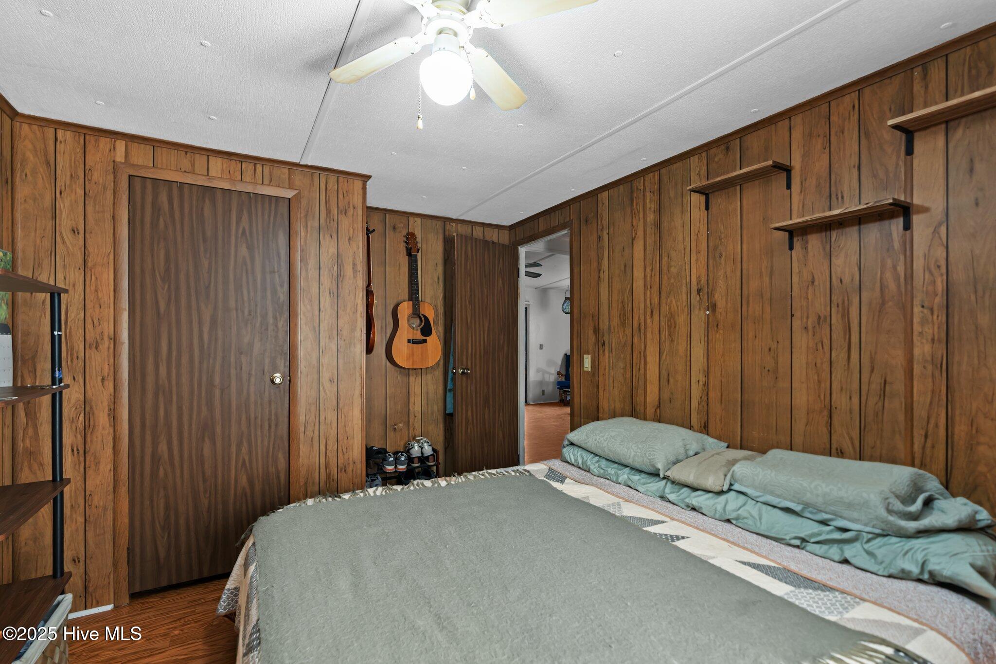 100513028 | Photo 20