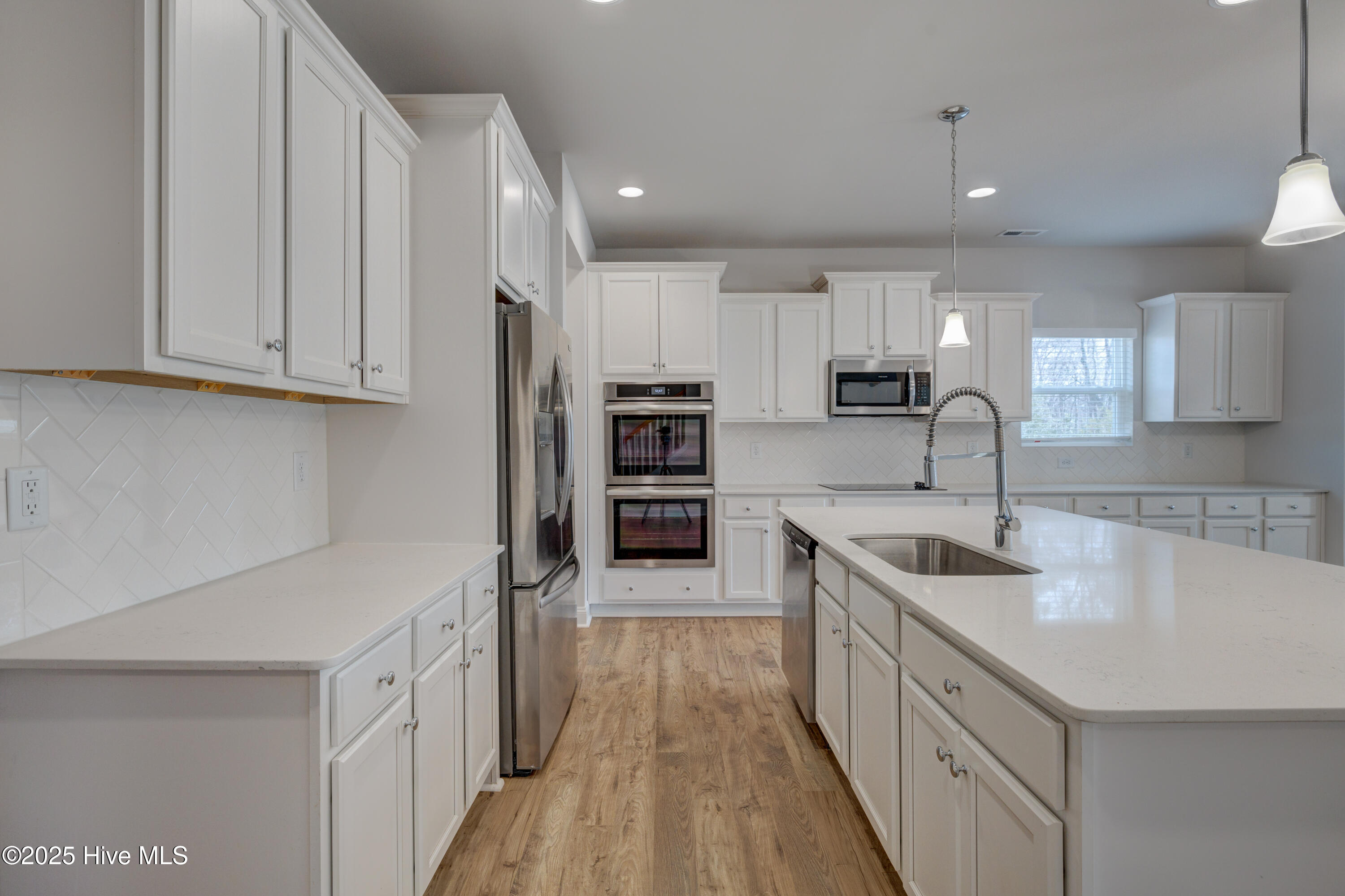 100491210 | Photo 10