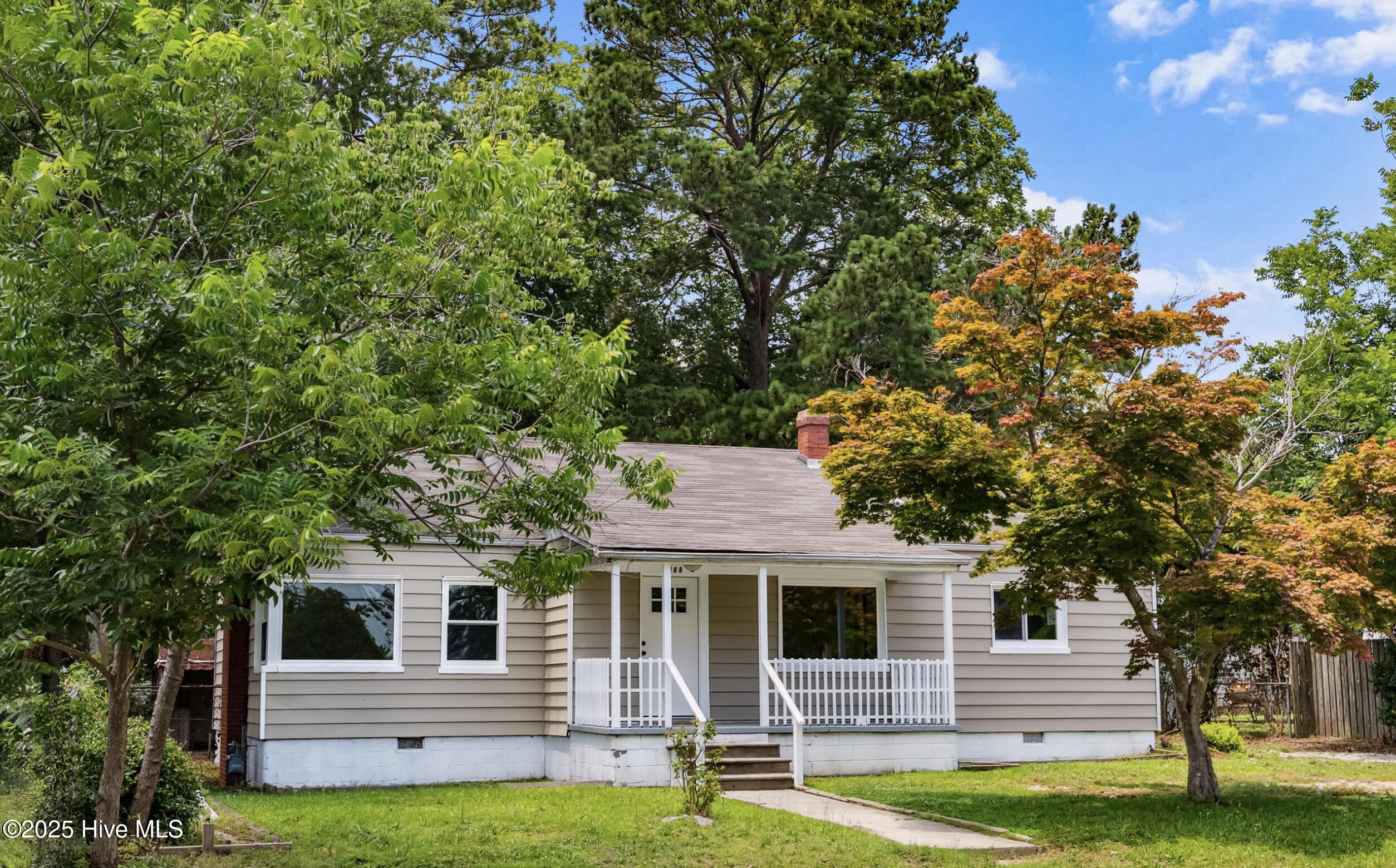 Property at 208 Fairview Avenue