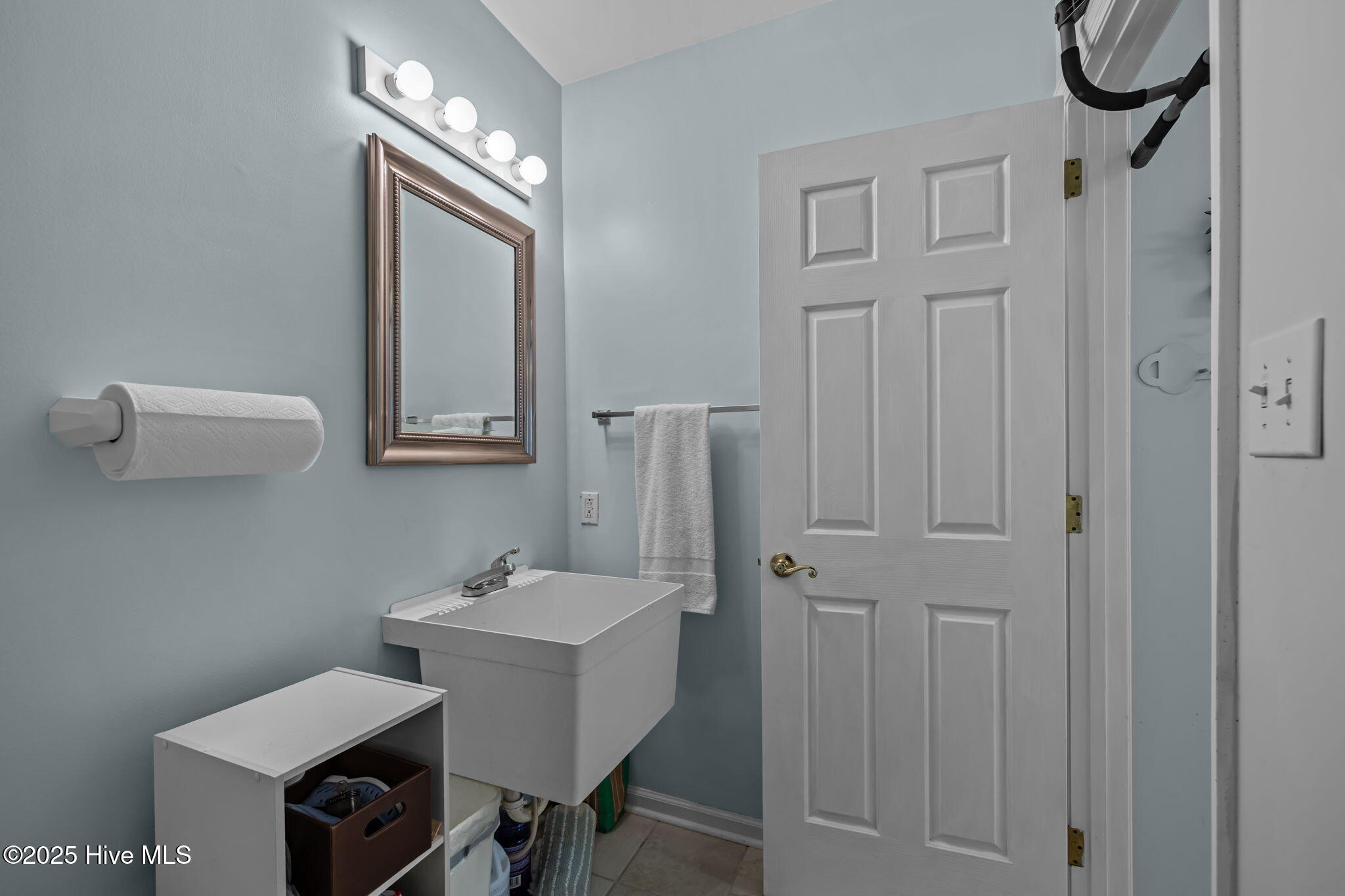 100526742 | Photo 52