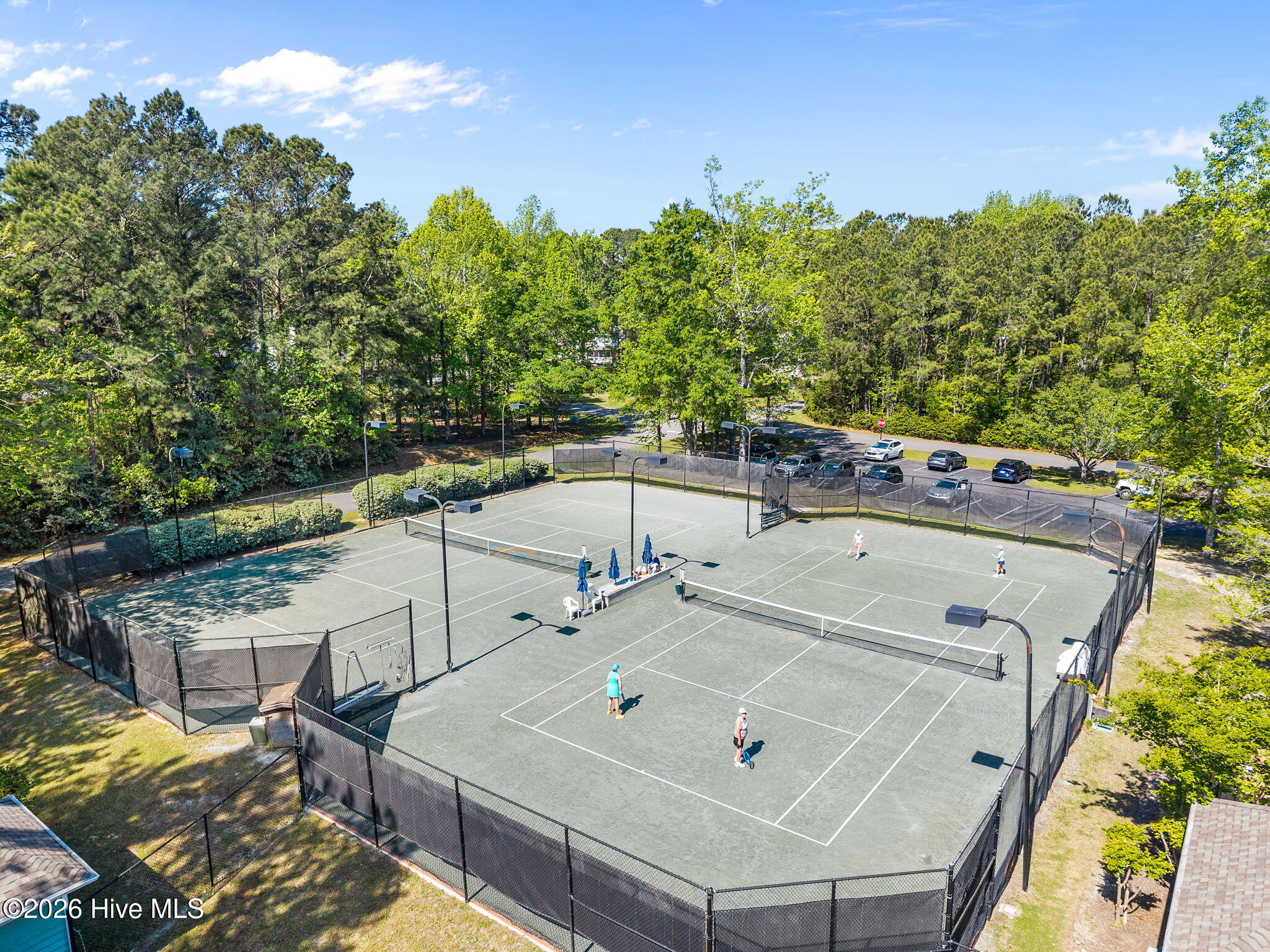 100567886 | Photo 76