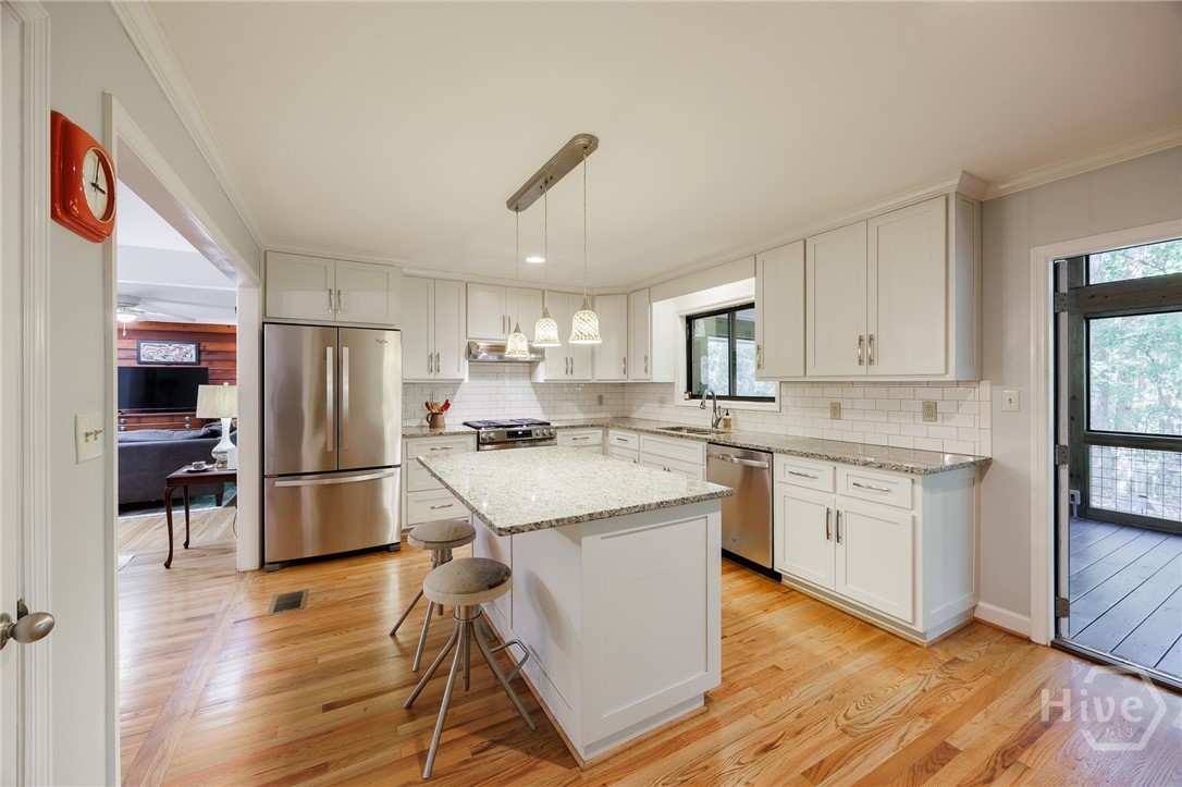 117 Gibbons Place