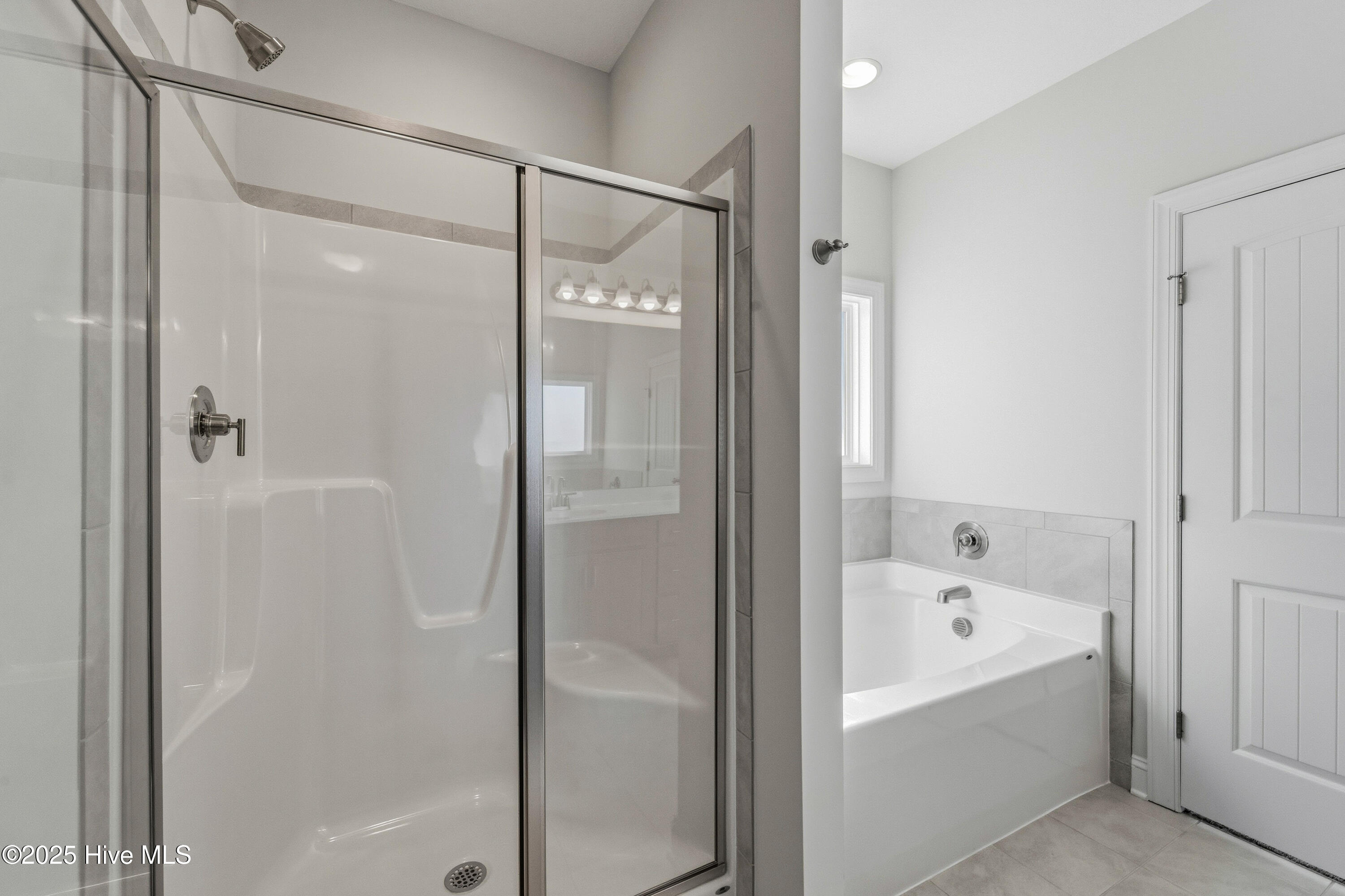 100514766 | Photo 26