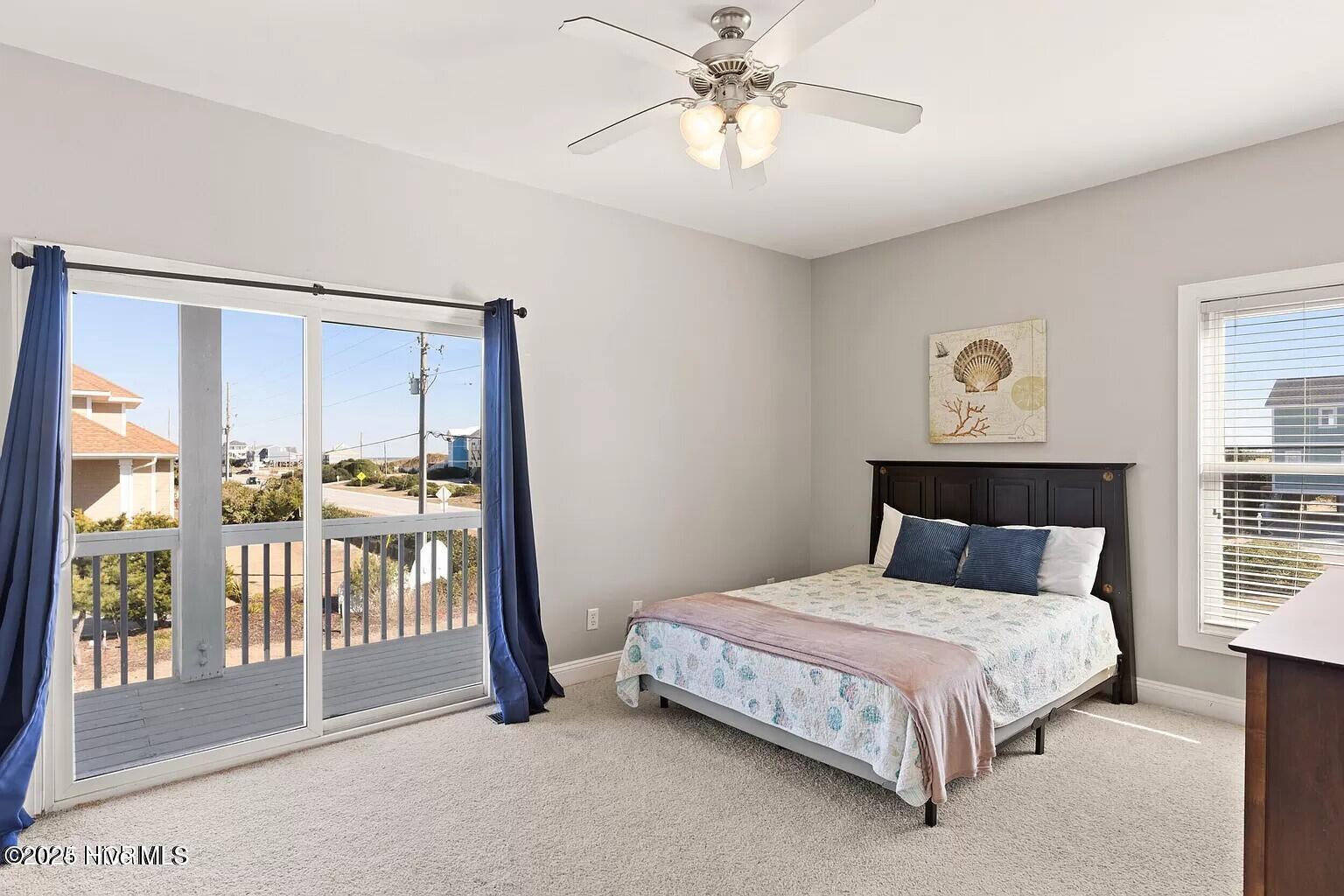 100538921 | Photo 51