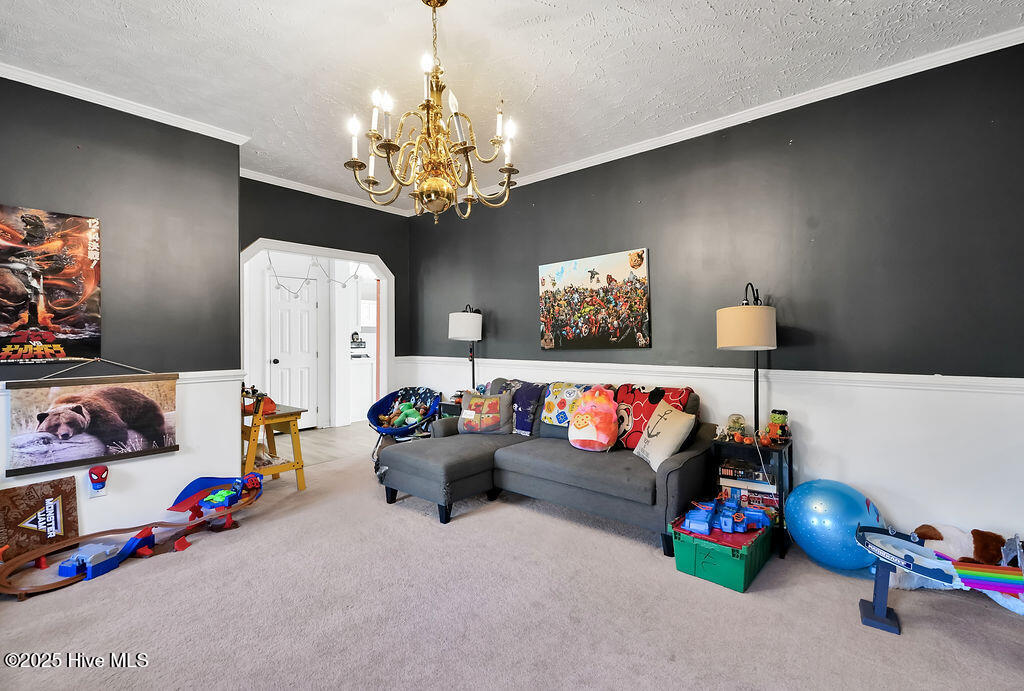 100537845 | Photo 26