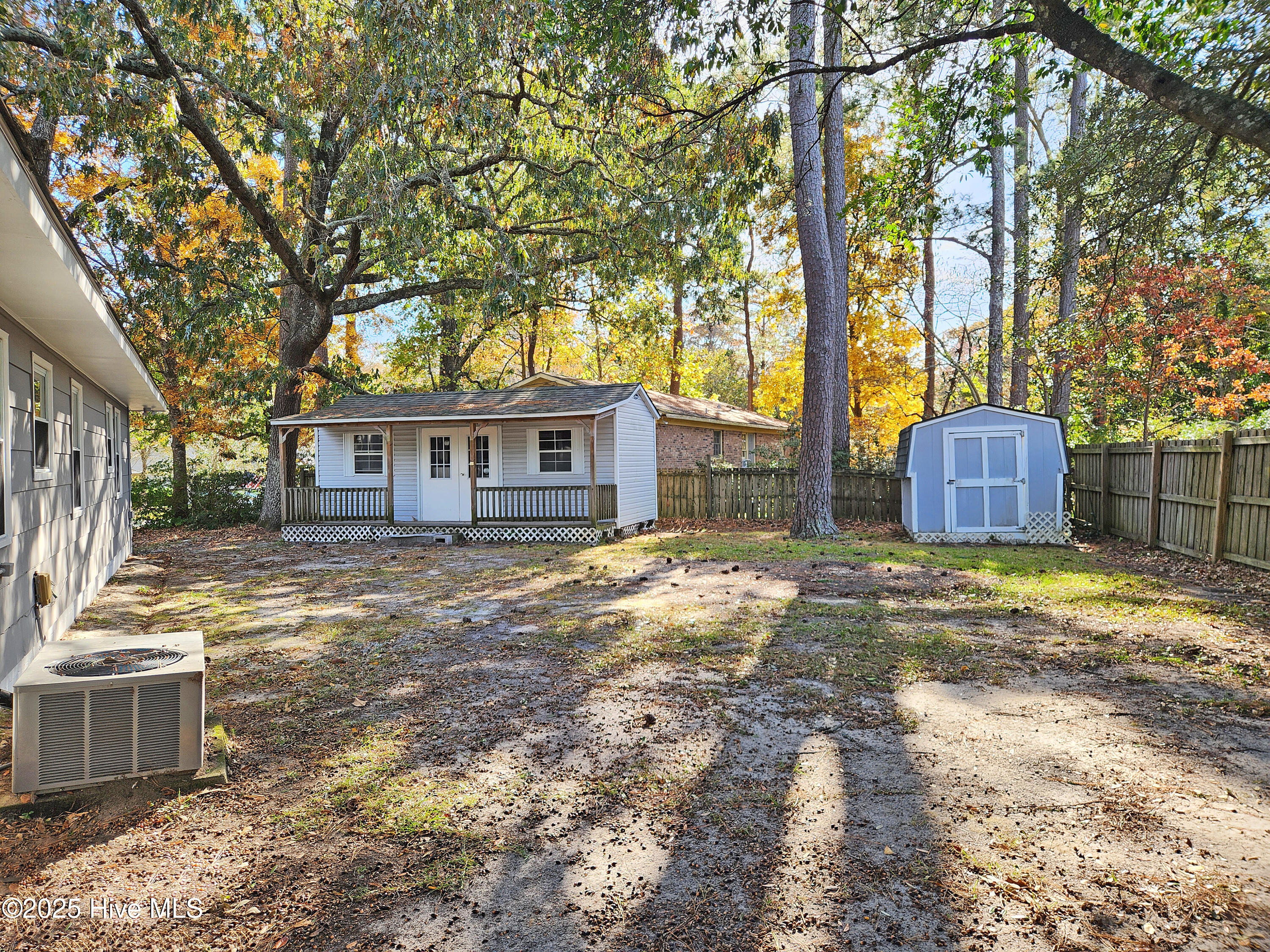 100541457 | Photo 49